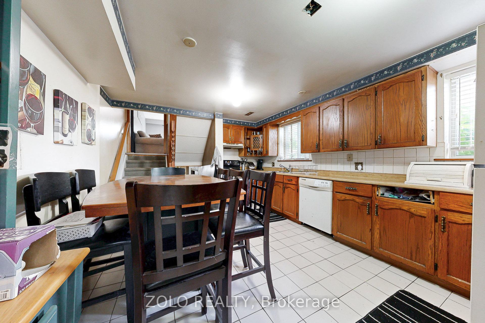 Photo 6 of 90 Ivybridge Drive, Brampton, Madoc — HOMEH