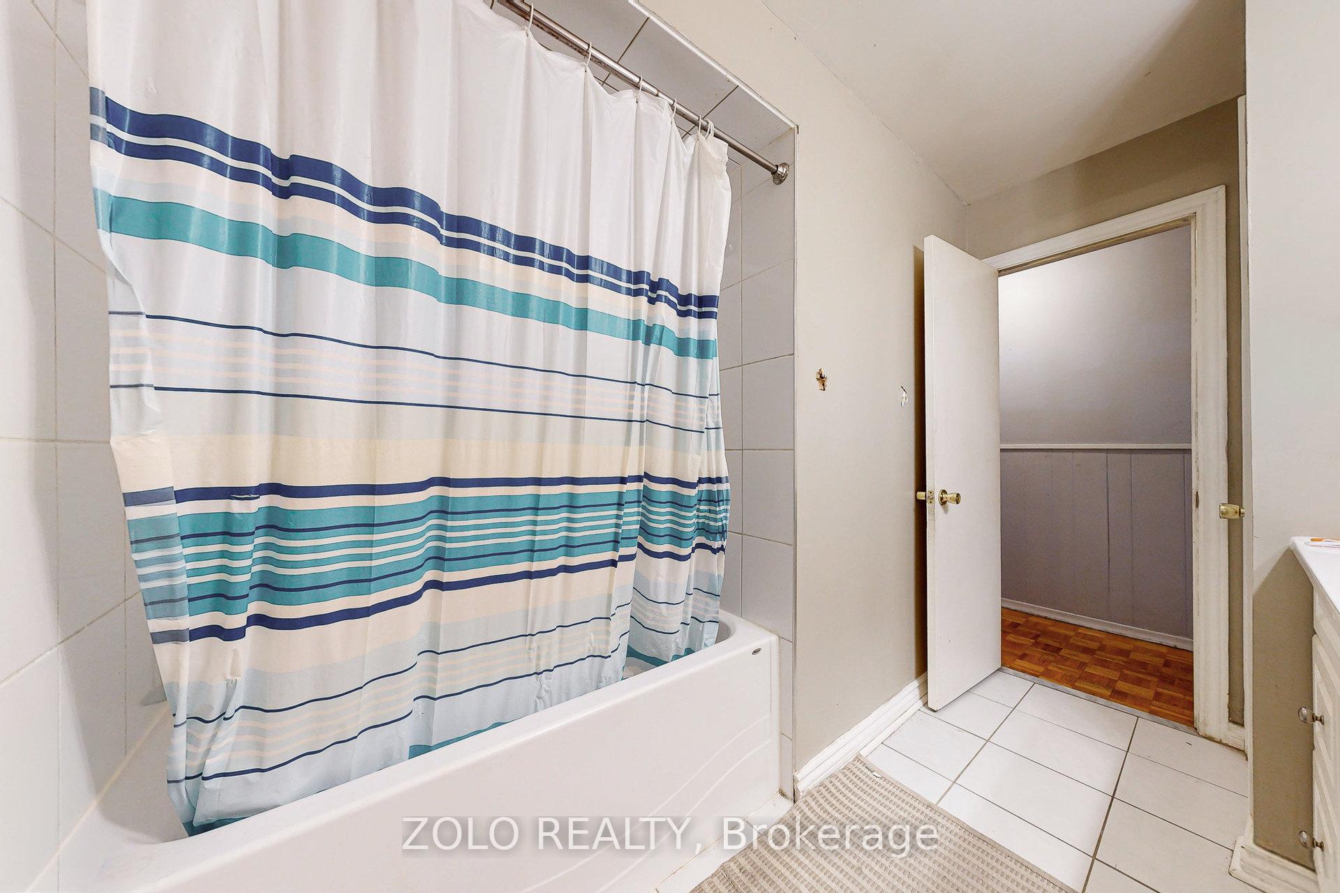 Photo 21 of 90 Ivybridge Drive, Brampton, Madoc — HOMEH
