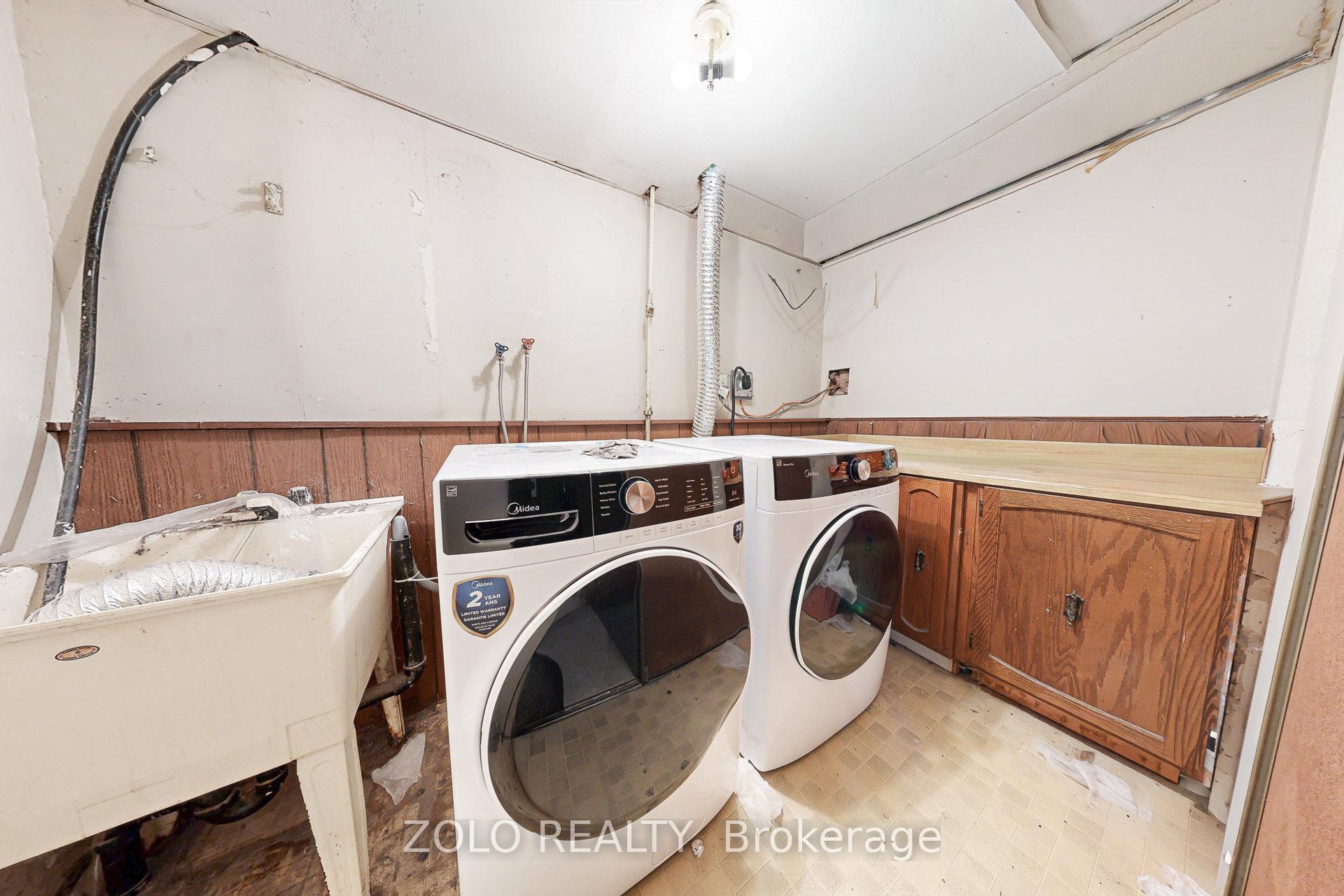 Photo 23 of 90 Ivybridge Drive, Brampton, Madoc — HOMEH