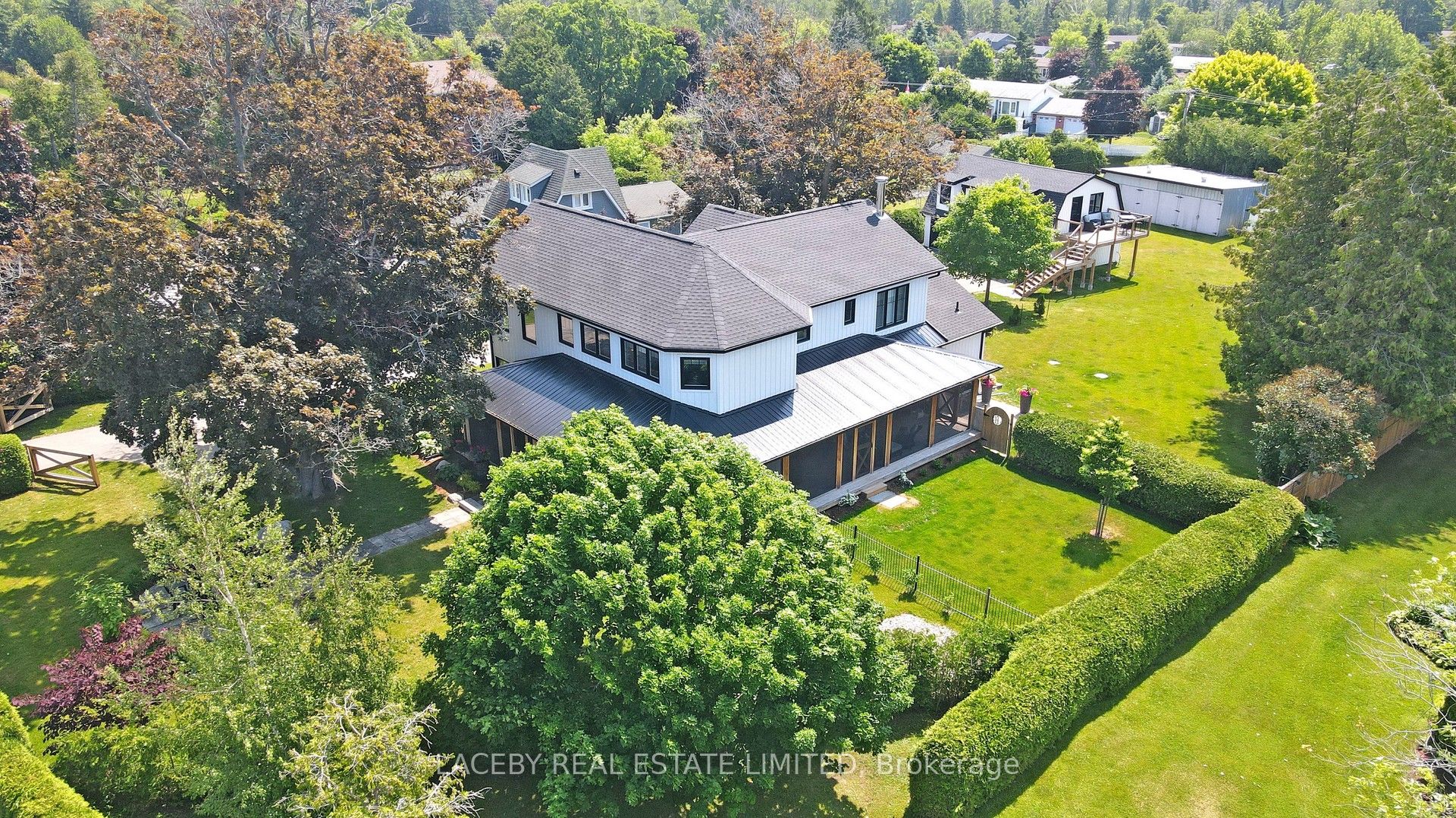 Photo 7 of 343 Hedge Road, Georgina, Sutton & Jackson's Point — HOMEH