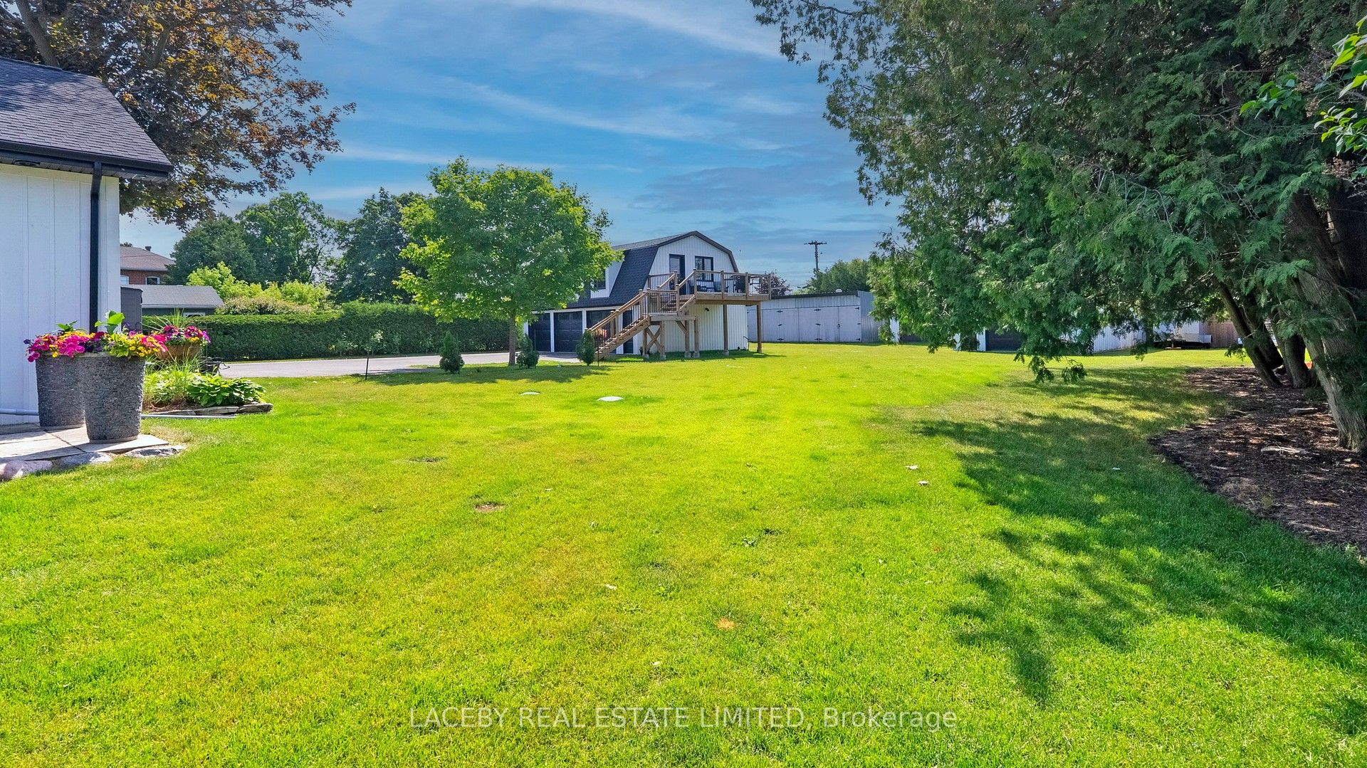 Photo 21 of 343 Hedge Road, Georgina, Sutton & Jackson's Point — HOMEH