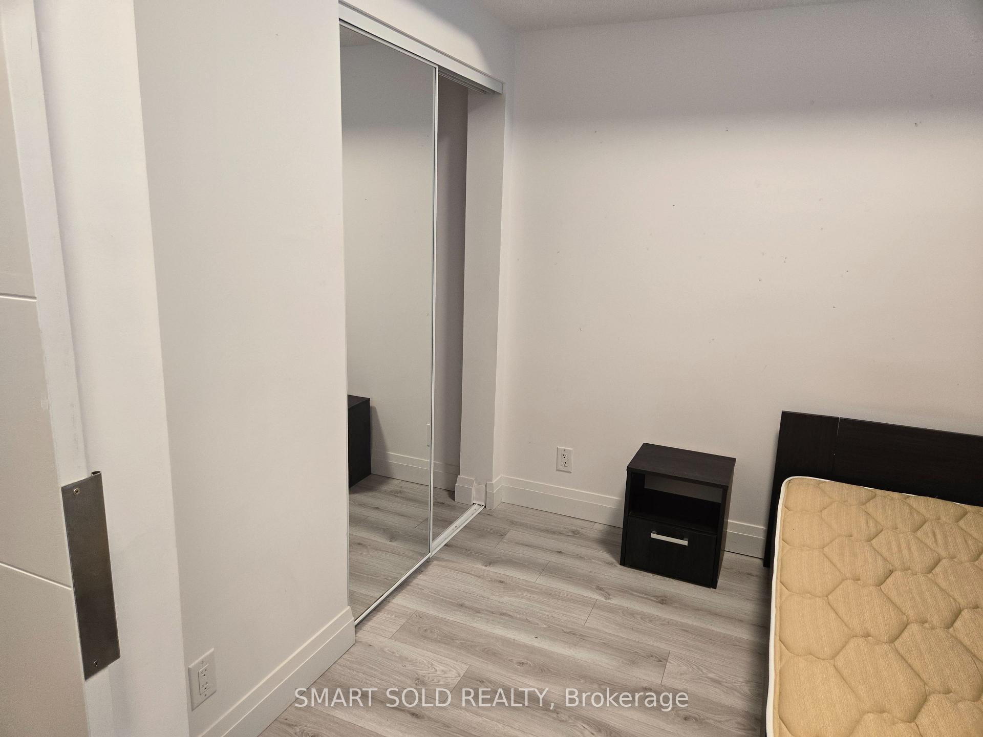 Photo 8 of Unit 706, 652 Princess Street, Kingston, Central City East — HOMEH