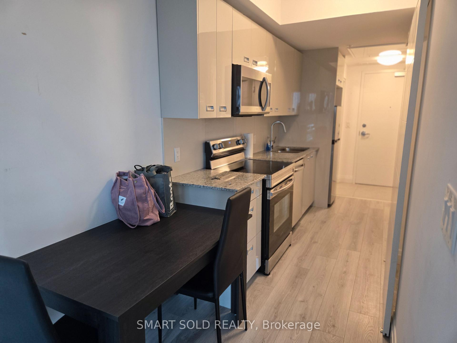 Photo 11 of Unit 706, 652 Princess Street, Kingston, Central City East — HOMEH