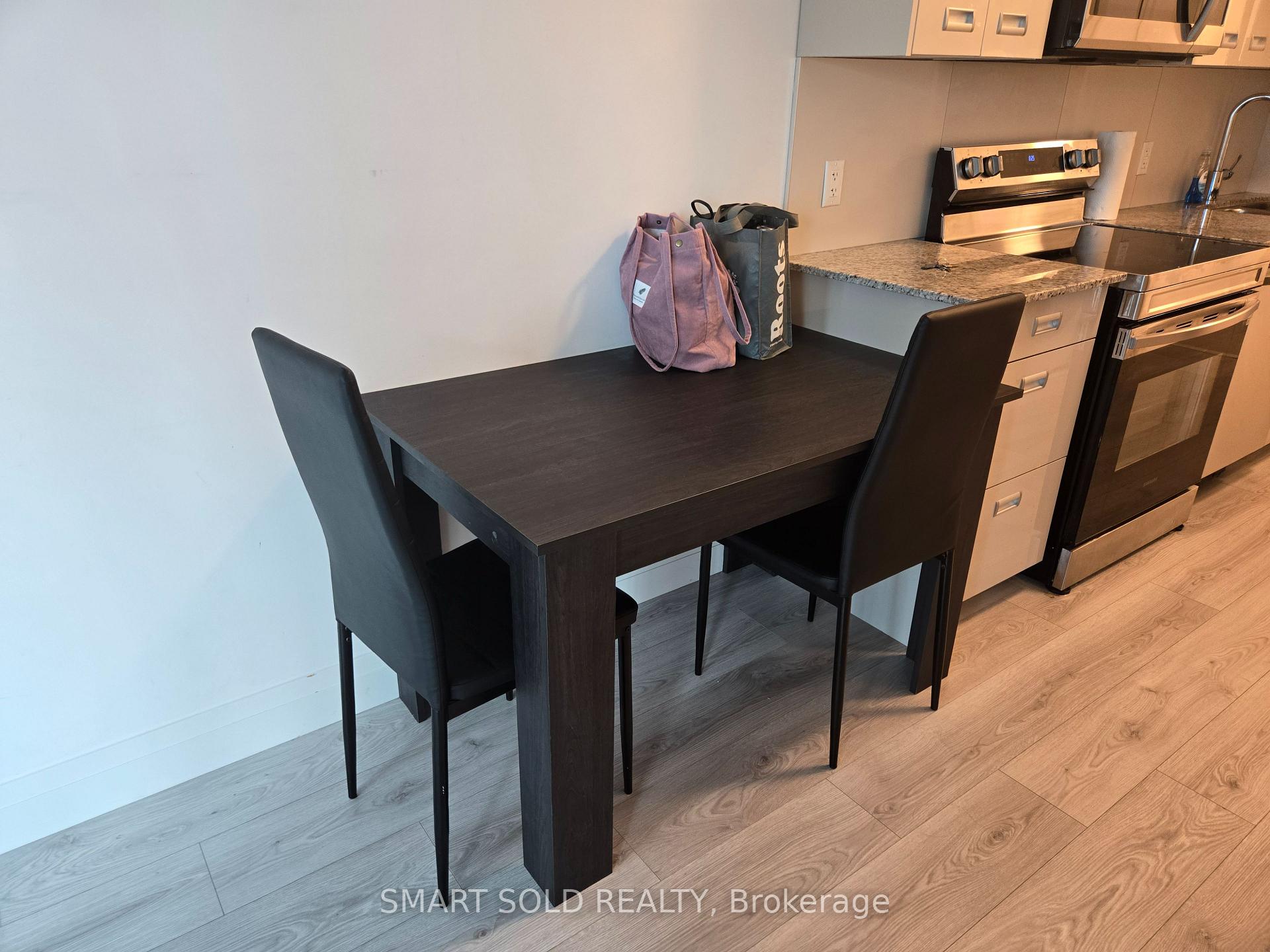 Photo 13 of Unit 706, 652 Princess Street, Kingston, Central City East — HOMEH
