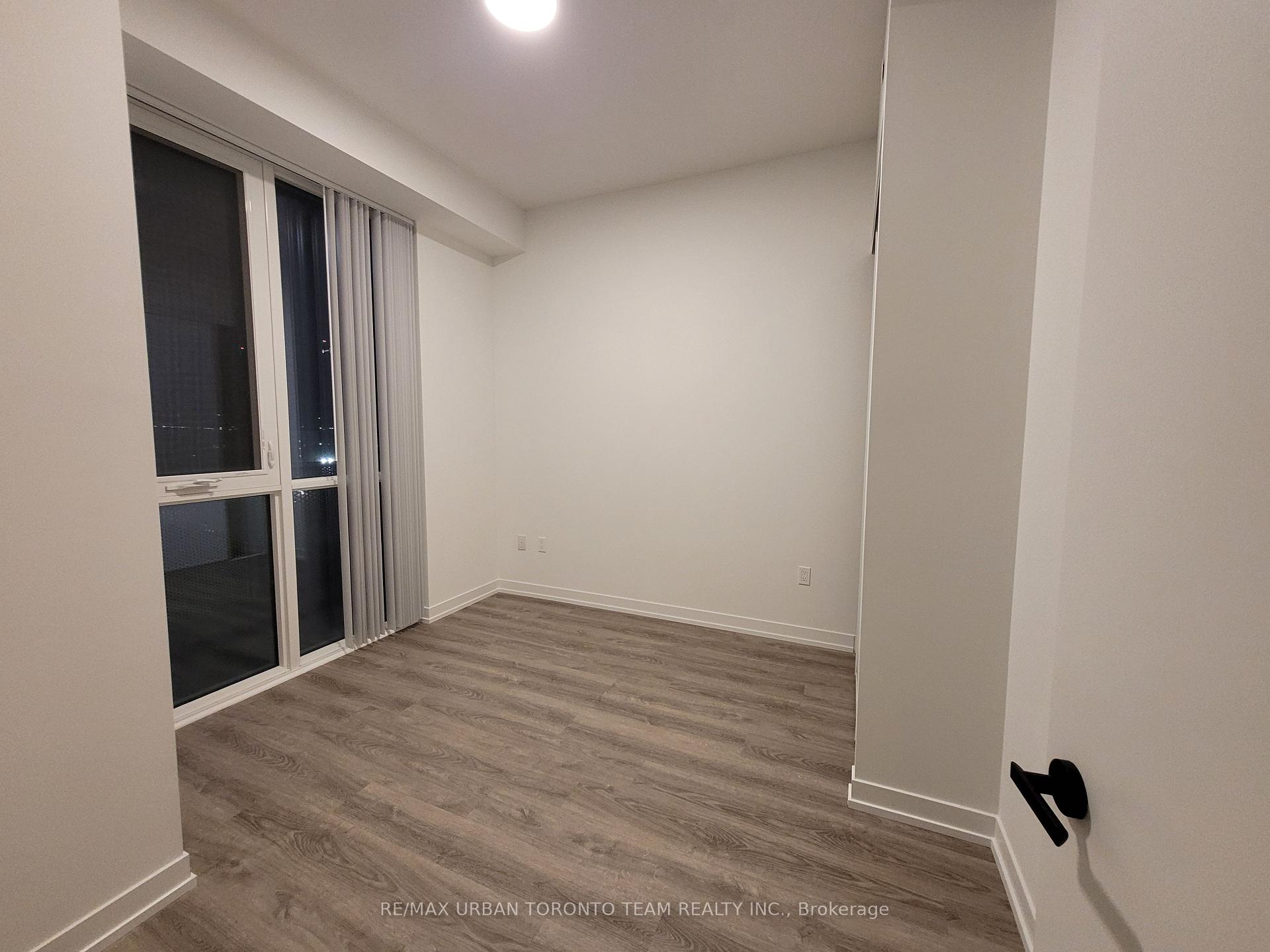 Photo 6 of Unit 817, 195 Commerce Street, Vaughan, Vaughan Corporate Centre — HOMEH
