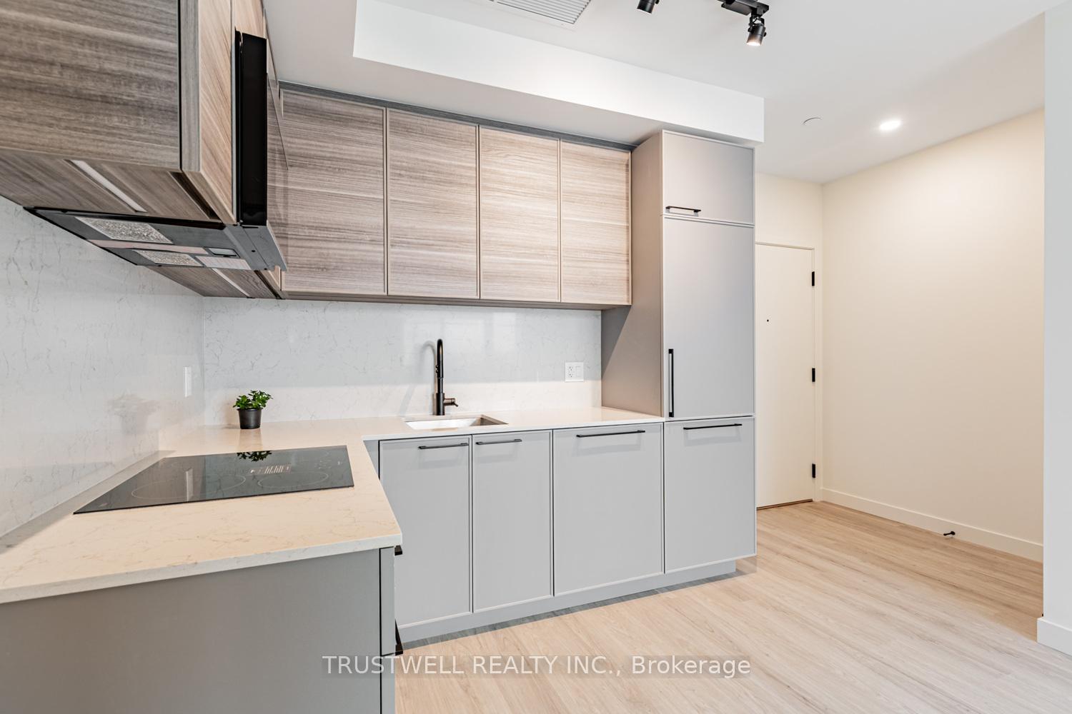 Photo 5 of Unit 1507, 1050 Eastern Avenue, Toronto, The Beaches — HOMEH