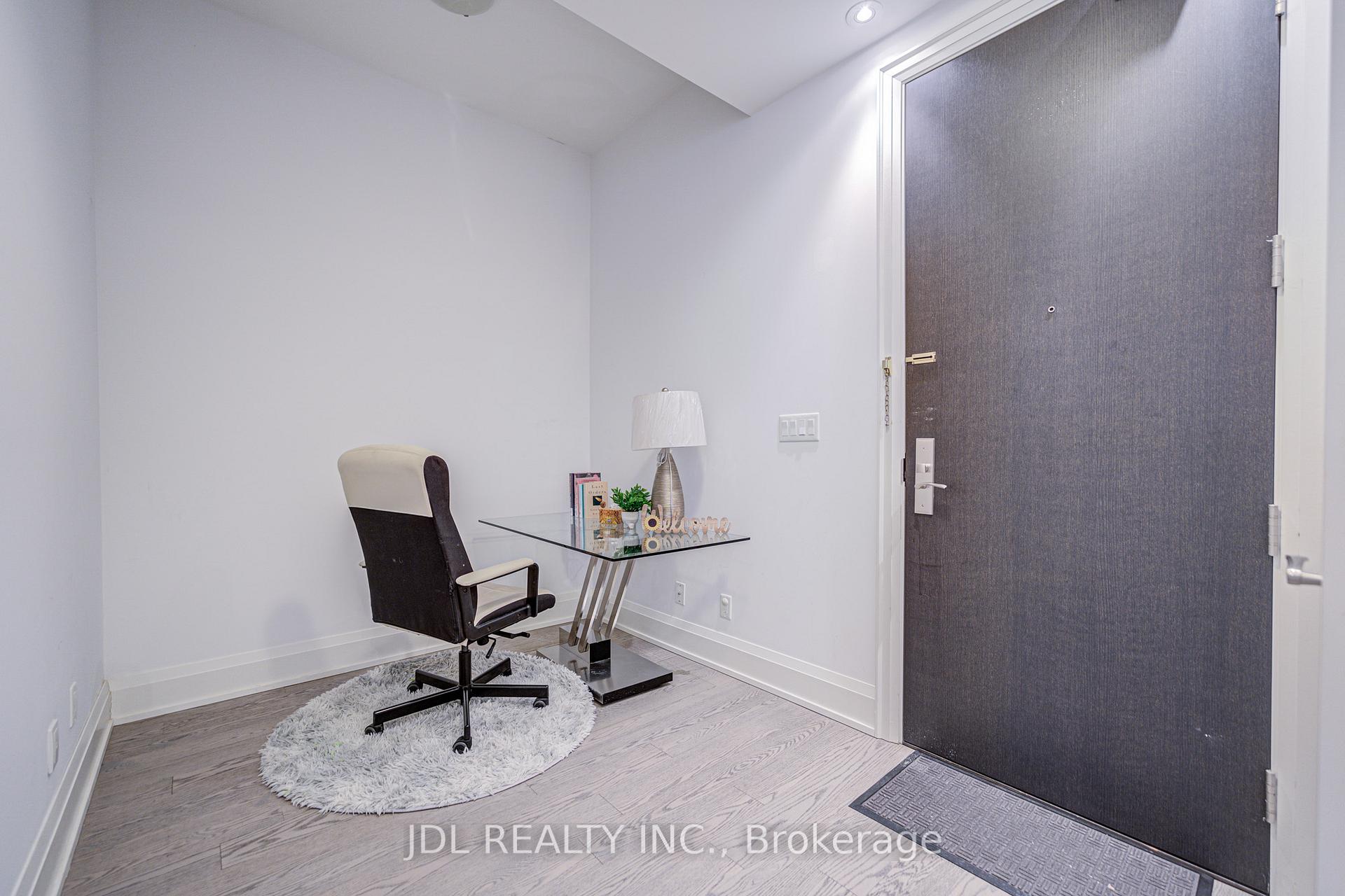 Photo 7 of Unit 202, 20 Fred Varley Drive, Markham, Unionville — HOMEH