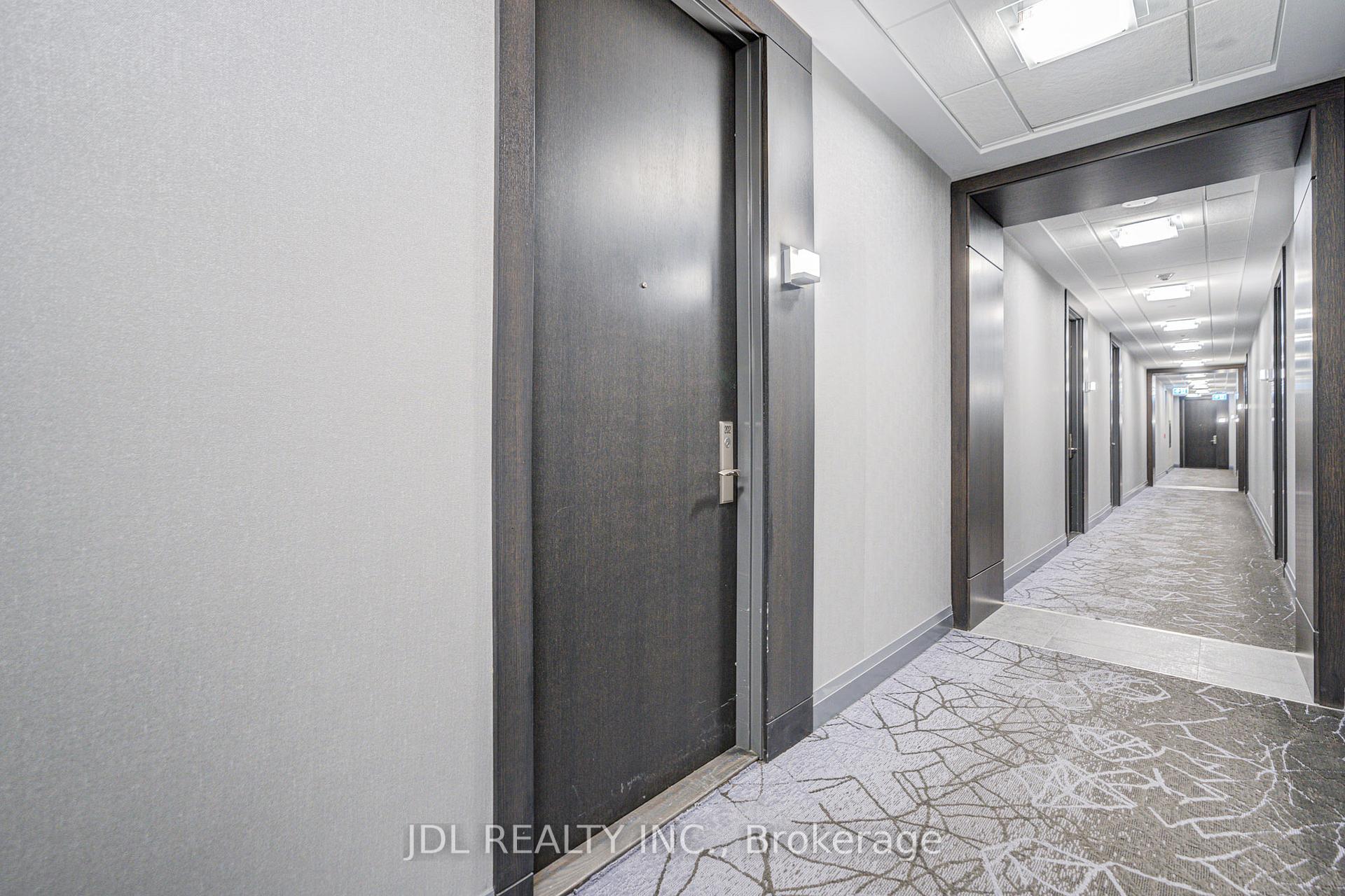Photo 8 of Unit 202, 20 Fred Varley Drive, Markham, Unionville — HOMEH