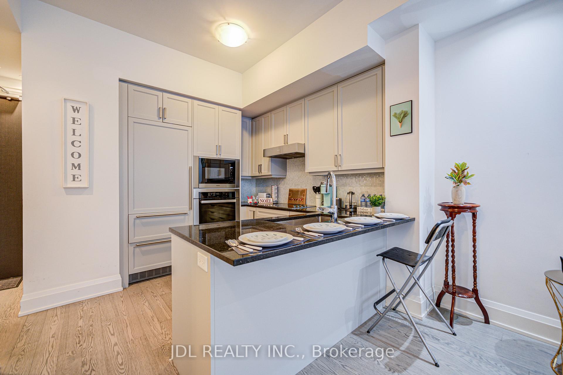Photo 13 of Unit 202, 20 Fred Varley Drive, Markham, Unionville — HOMEH