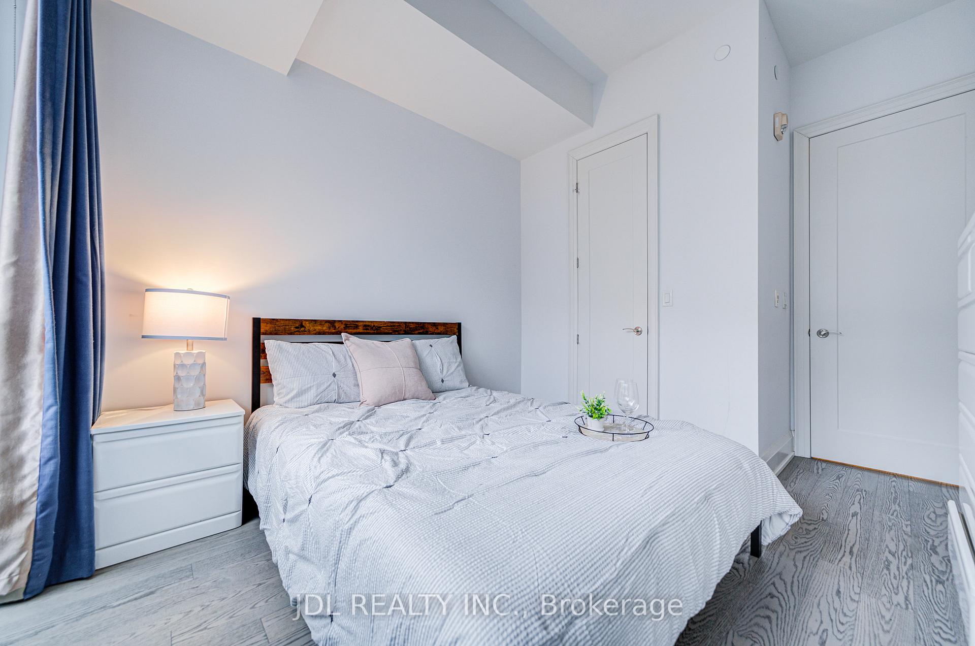 Photo 30 of Unit 202, 20 Fred Varley Drive, Markham, Unionville — HOMEH