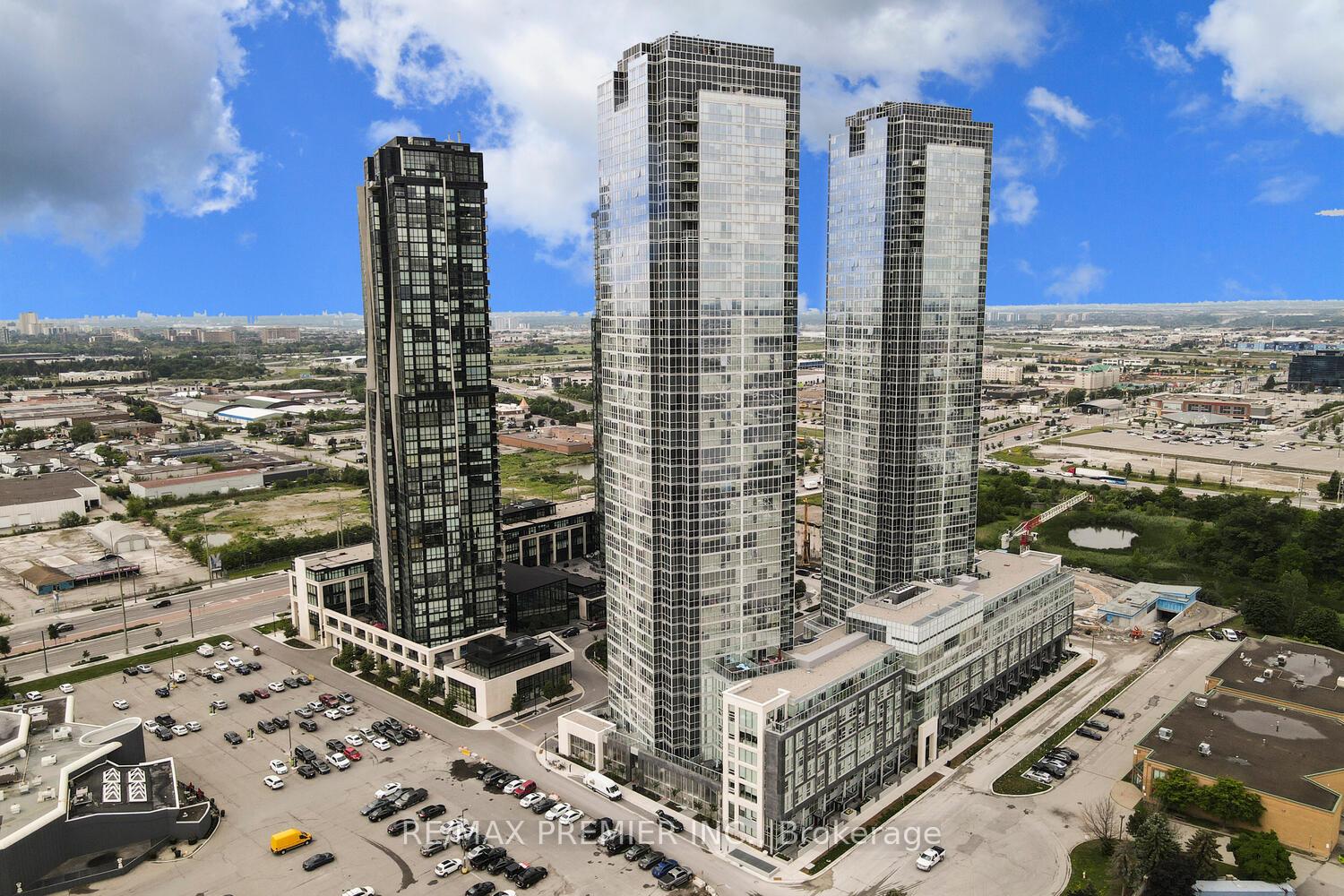 Front of Unit 1904, 2908 Highway 7 Road