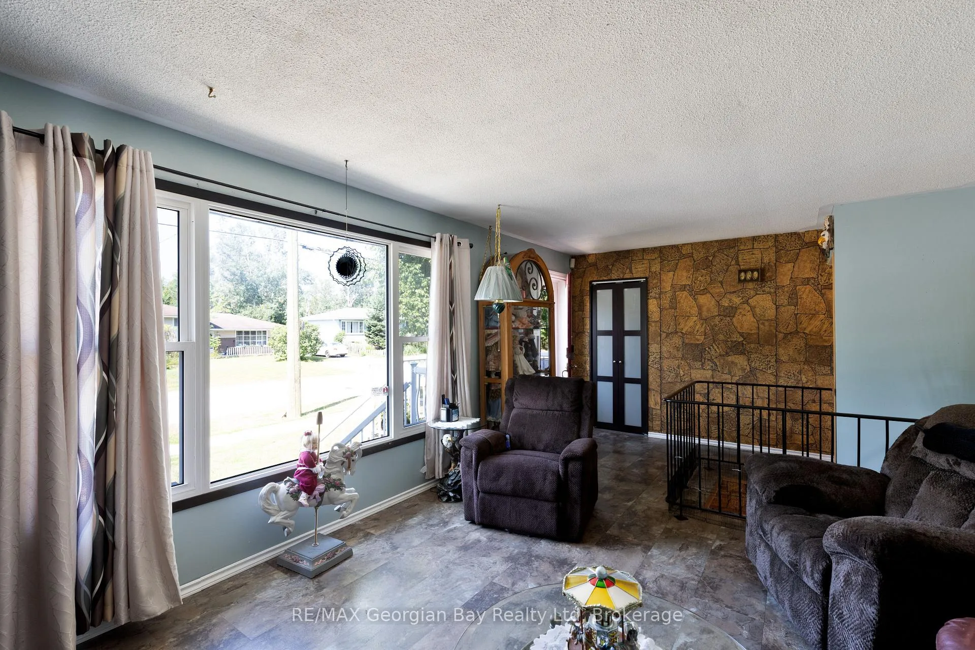 Photo 6 of 739 Simcoe Avenue, Tay, Port McNicoll — HOMEH