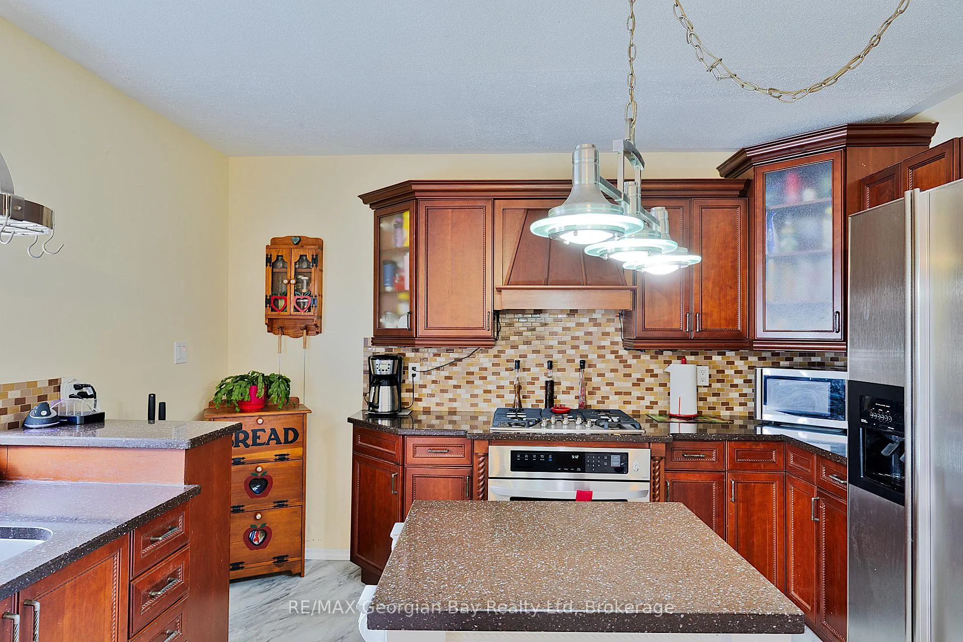 Photo 11 of 739 Simcoe Avenue, Tay, Port McNicoll — HOMEH