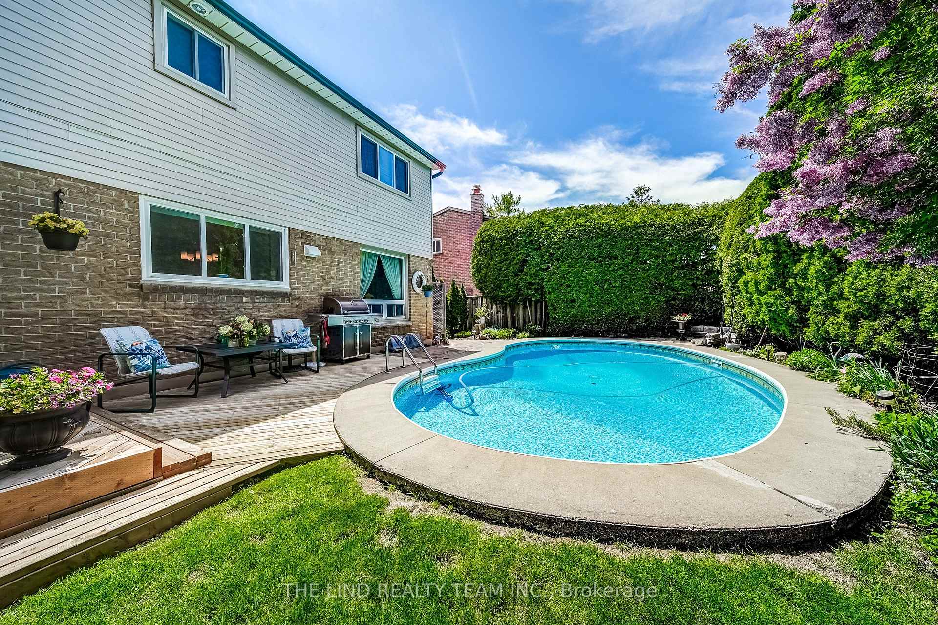 Photo 43 of 175 Walton Drive, Aurora, Aurora Village — HOMEH