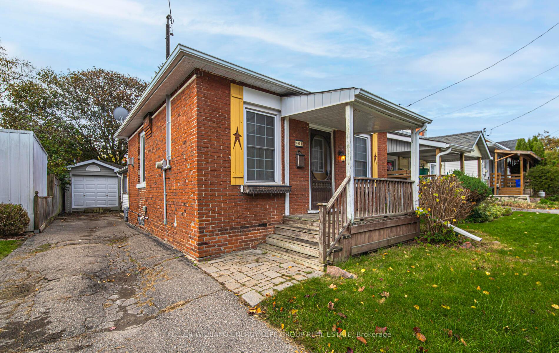 Photo 2 of 61 Wellington Street, Clarington, Bowmanville — HOMEH
