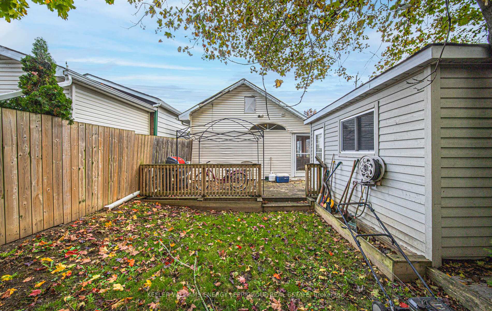 Photo 5 of 61 Wellington Street, Clarington, Bowmanville — HOMEH