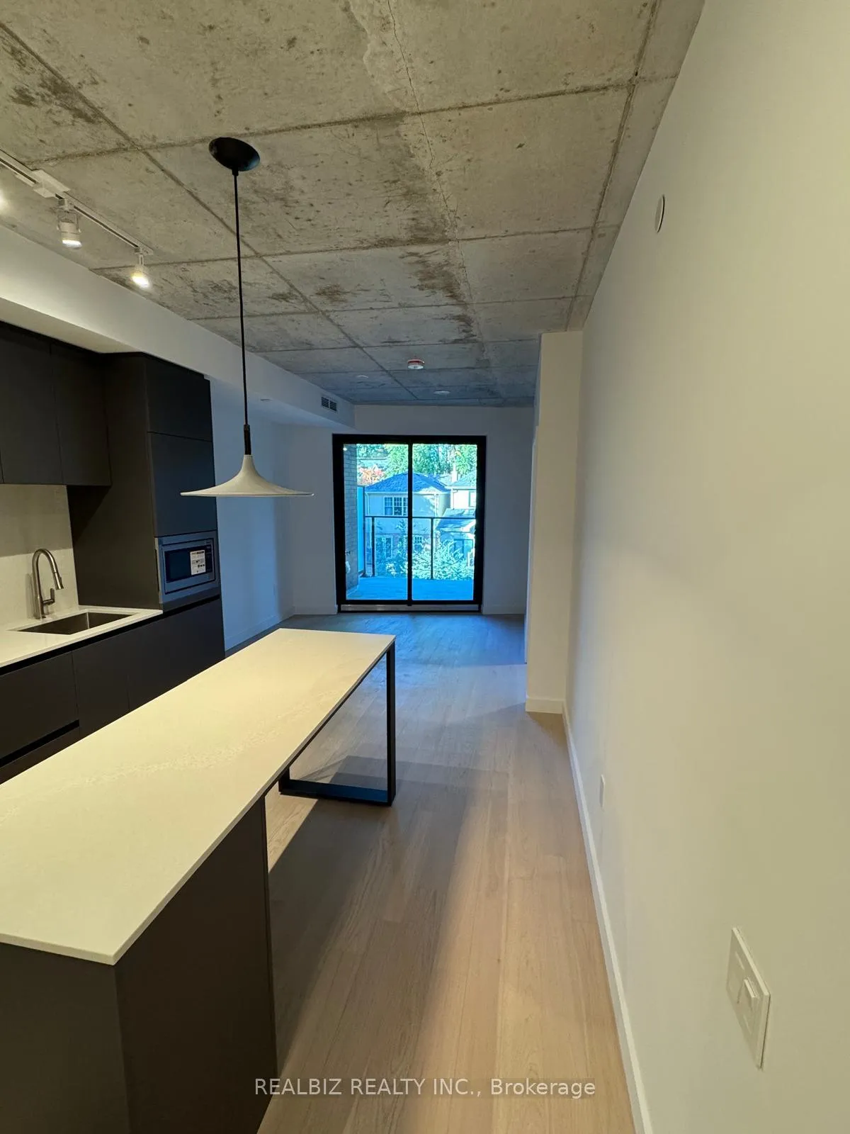 Photo 6 of Unit 310, 1720 Bayview Avenue, Toronto, Mount Pleasant East — HOMEH