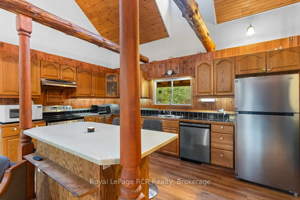 Photo 14 of 132 Crawford Road, Chatsworth — HOMEH