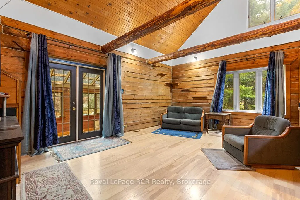 Photo 17 of 132 Crawford Road, Chatsworth — HOMEH