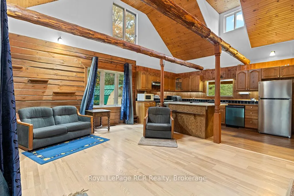 Photo 18 of 132 Crawford Road, Chatsworth — HOMEH