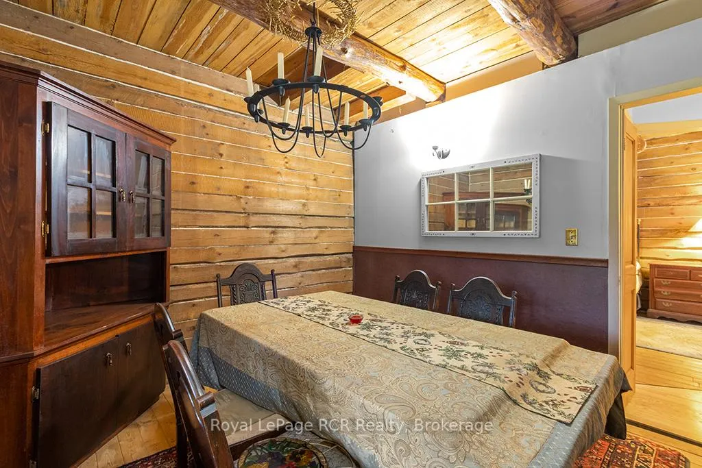 Photo 22 of 132 Crawford Road, Chatsworth — HOMEH