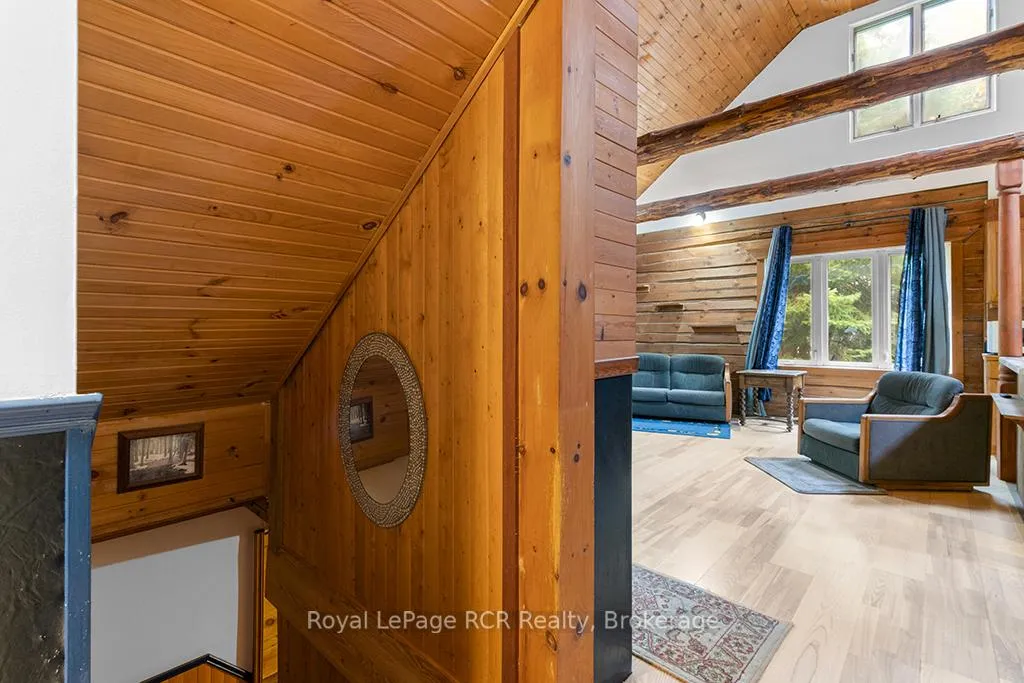 Photo 33 of 132 Crawford Road, Chatsworth — HOMEH