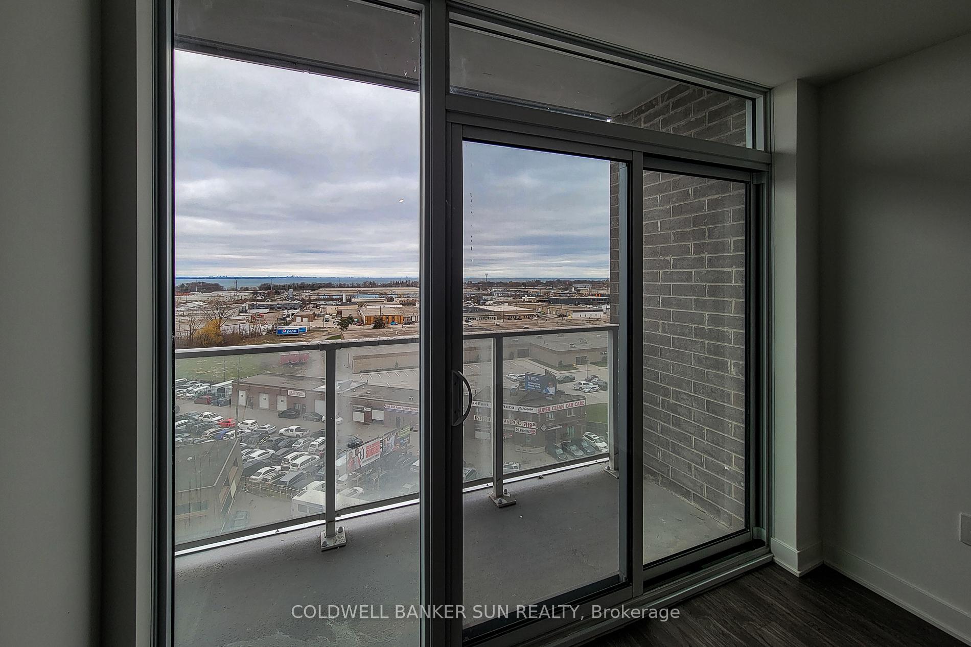 Photo 15 of Unit 910, 2782 Barton Street E, Hamilton, Riverdale — HOMEH