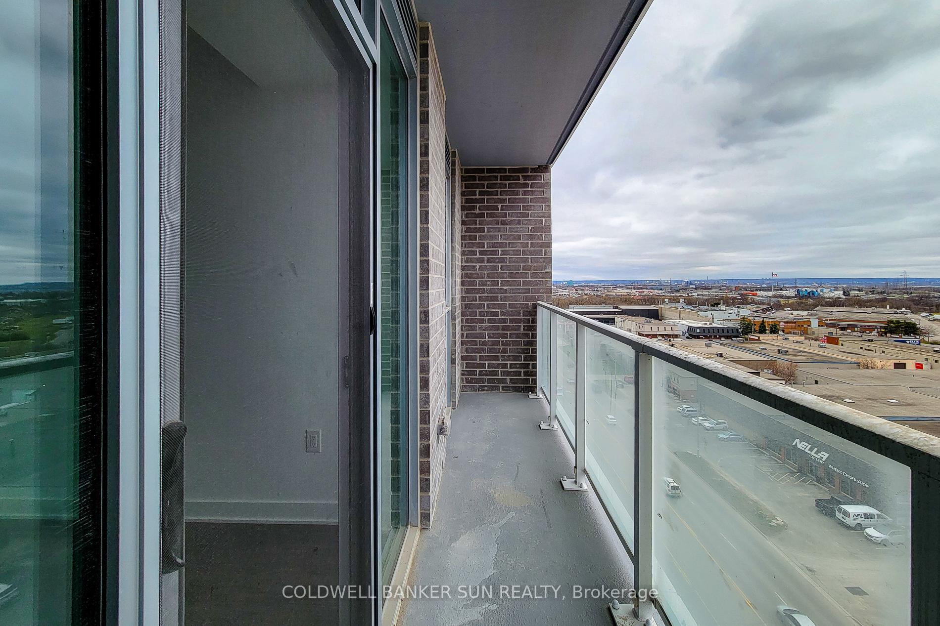 Photo 18 of Unit 910, 2782 Barton Street E, Hamilton, Riverdale — HOMEH