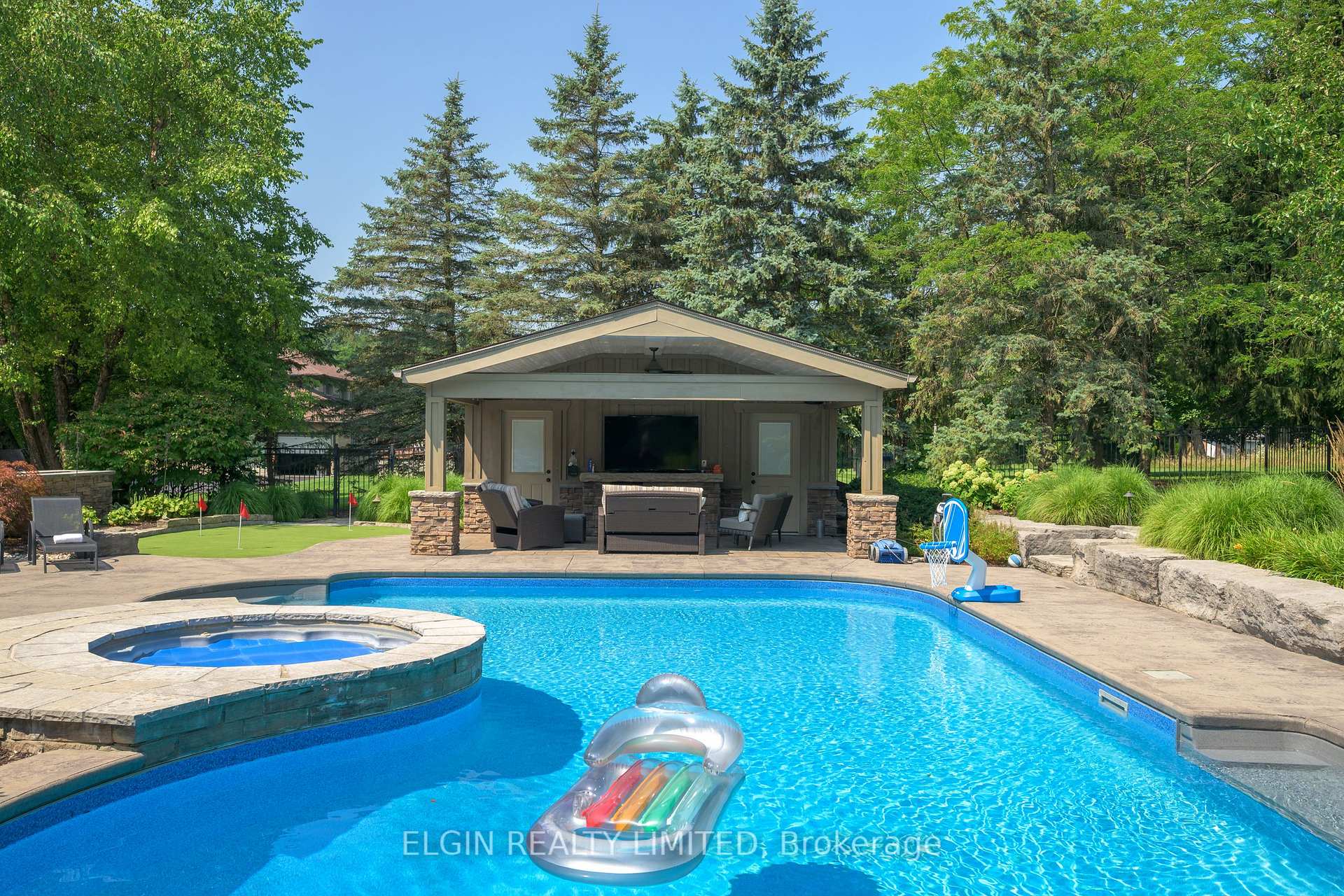 Photo 9 of 42672 Meadow Wood Lane, Central Elgin, Rural Central Elgin — HOMEH