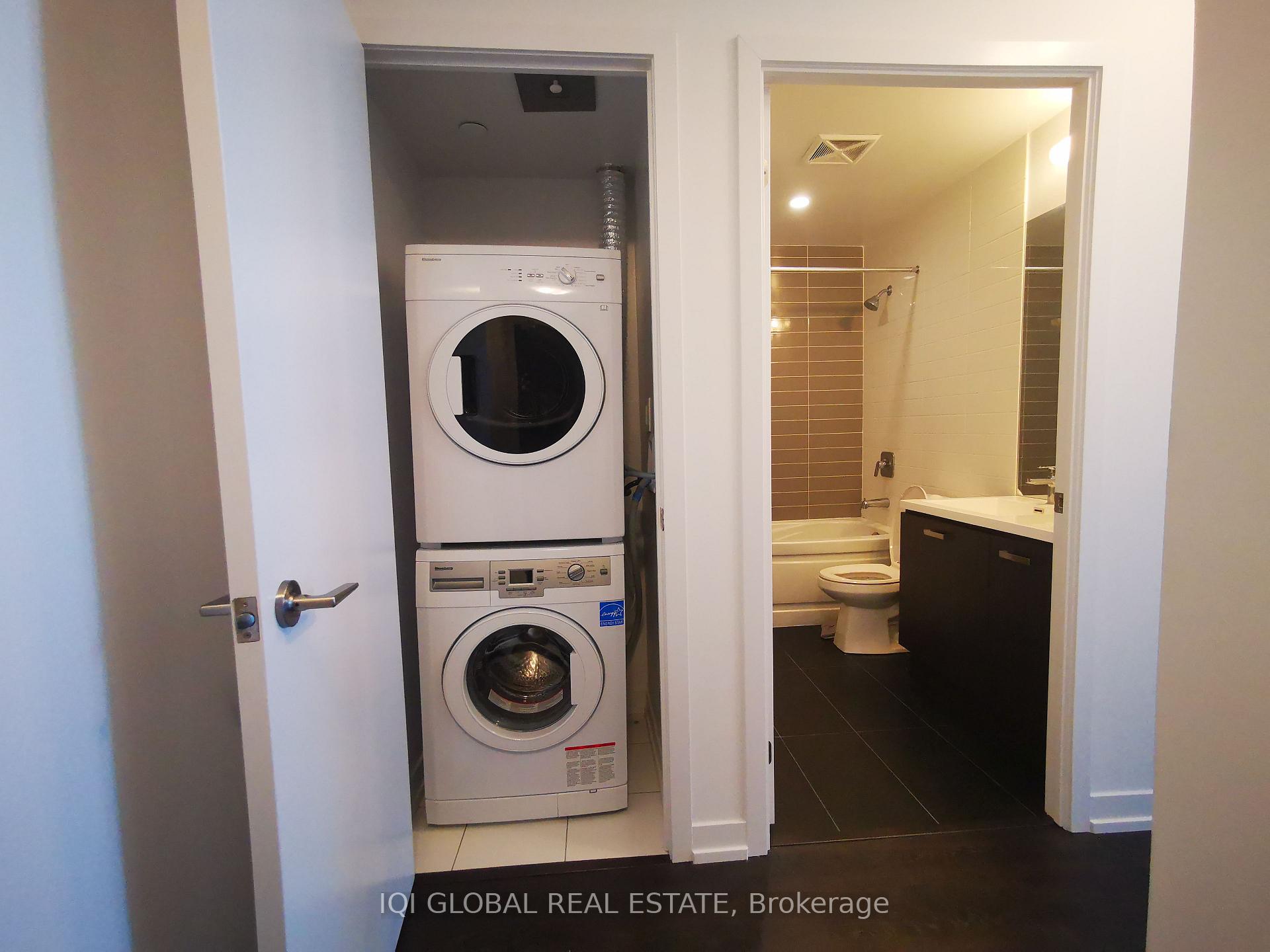 Photo 5 of Unit 2712, 125 Redpath Avenue, Toronto, Mount Pleasant West — HOMEH