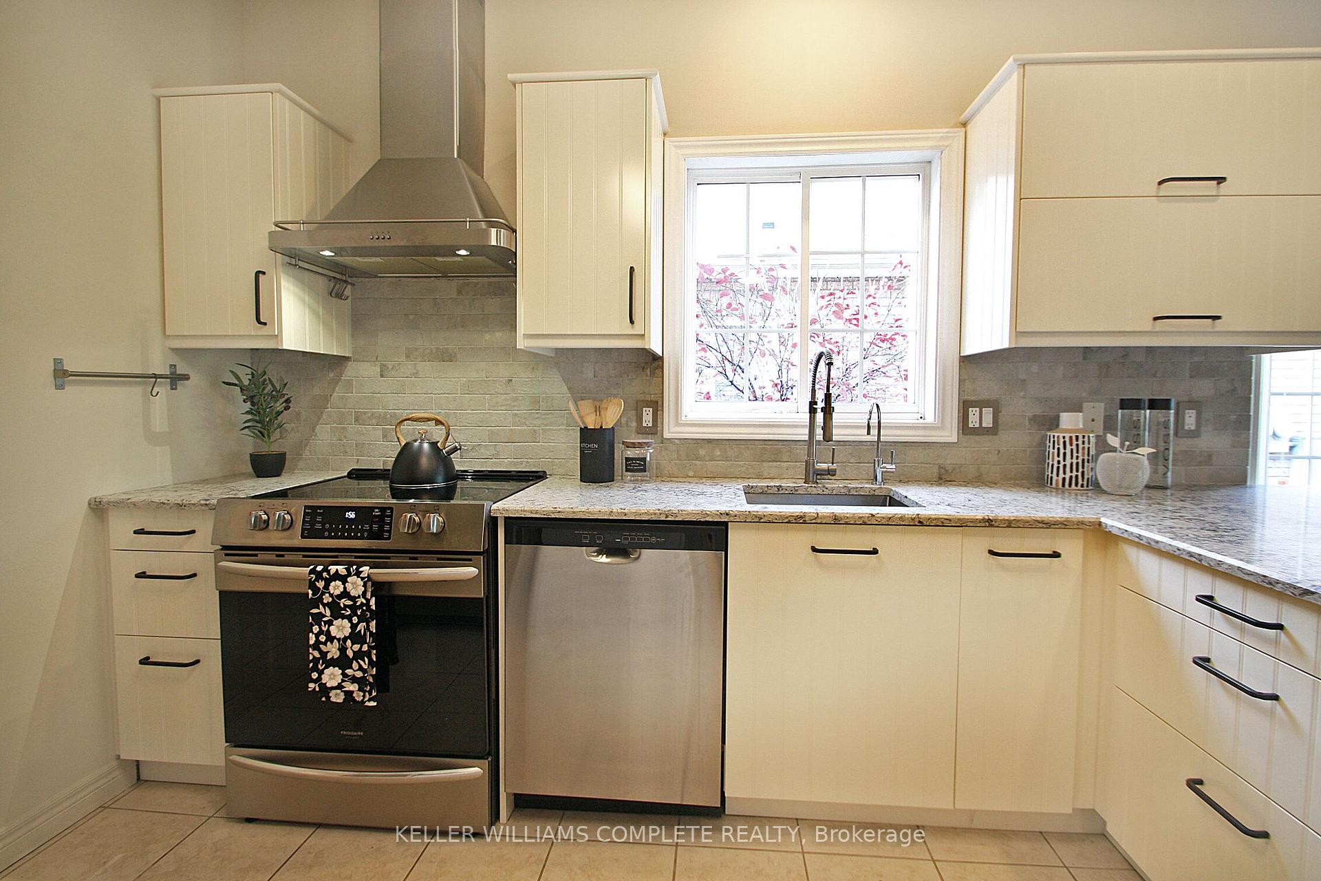 Photo 10 of Unit 7, 213 Nash Road S, Hamilton, Greenford — HOMEH