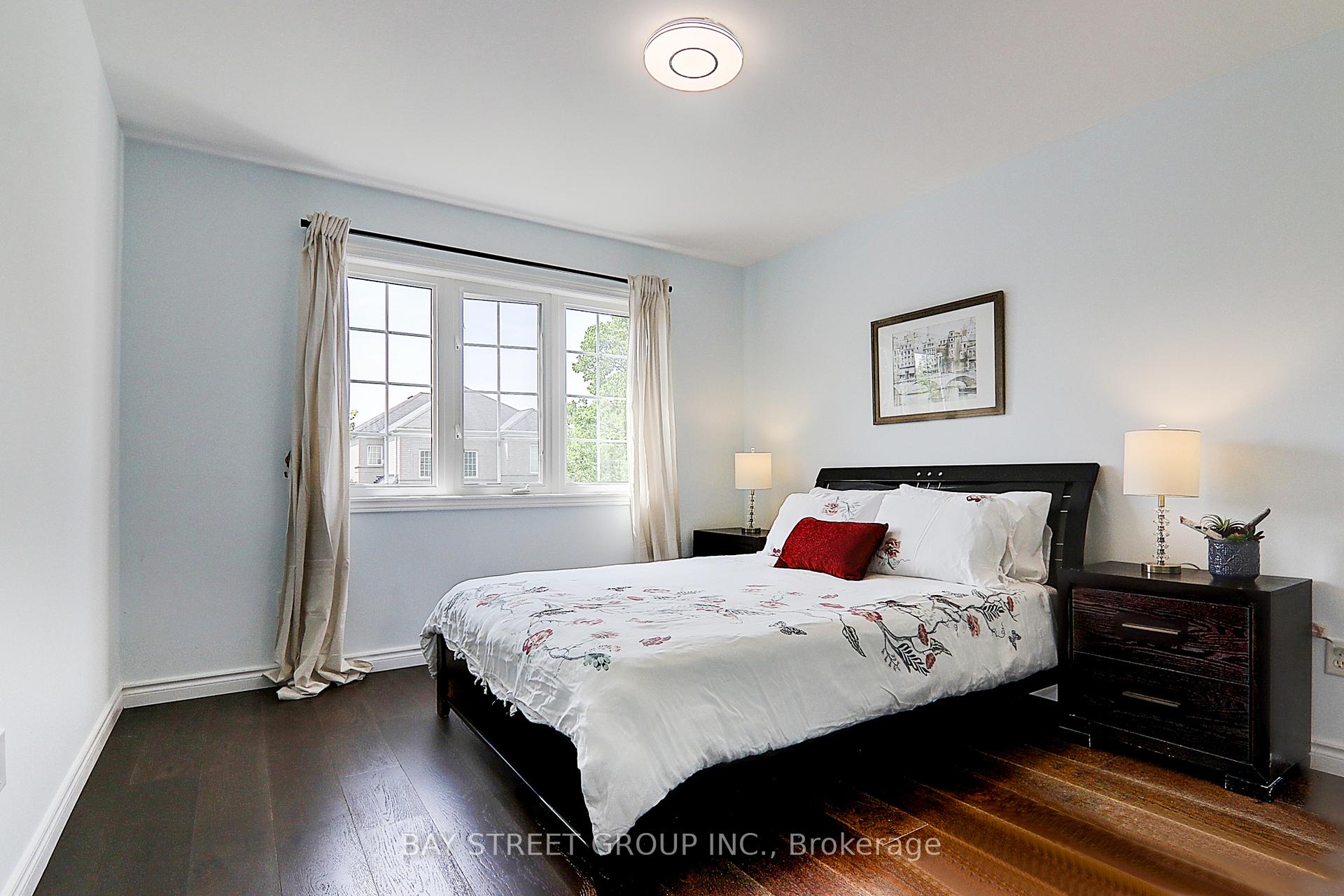 Photo 33 of 66 Howlett Crescent, Ajax, Northeast Ajax — HOMEH