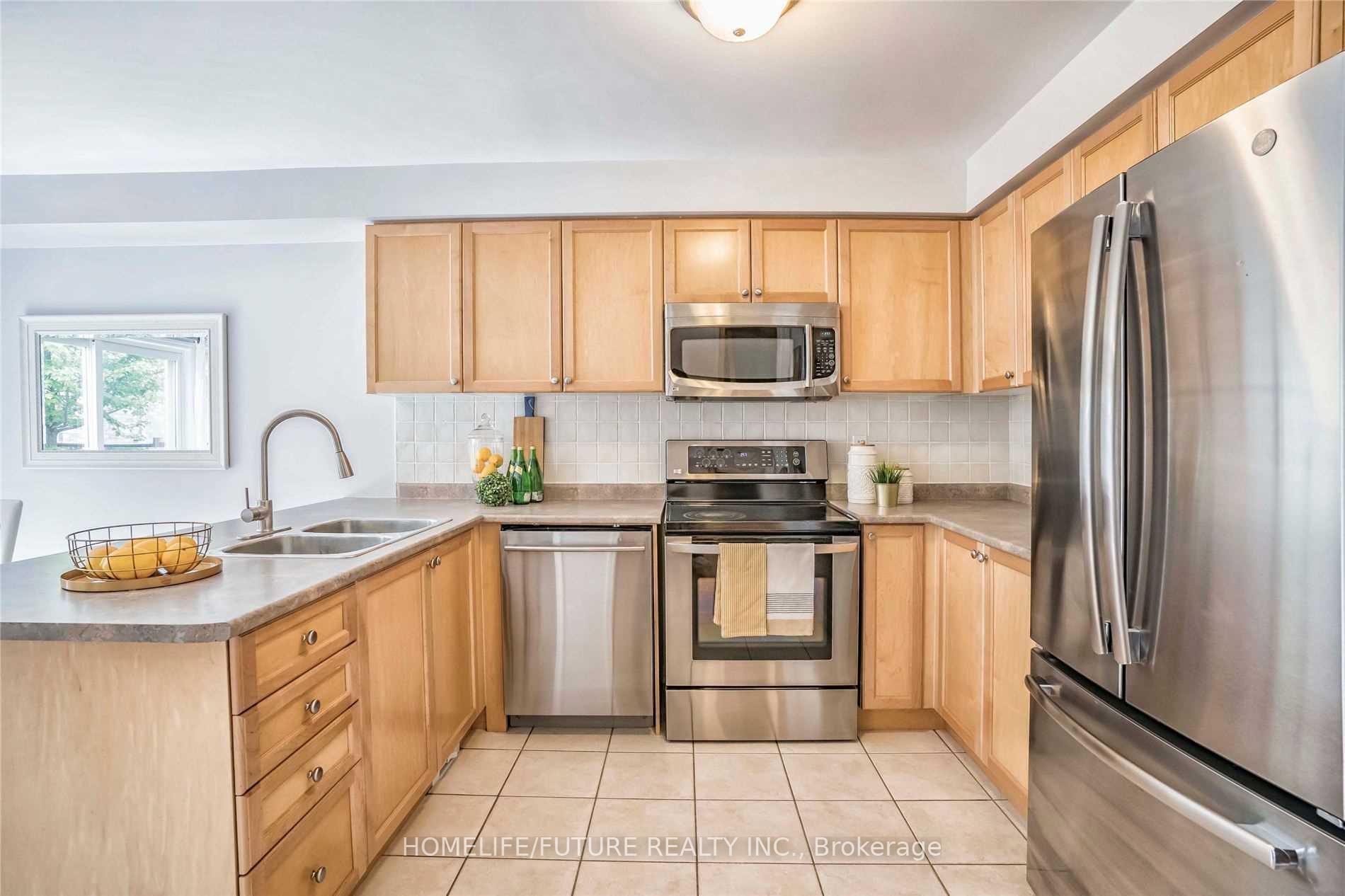 Photo 17 of 24 Sargeant Avenue, Ajax, Northeast Ajax — HOMEH