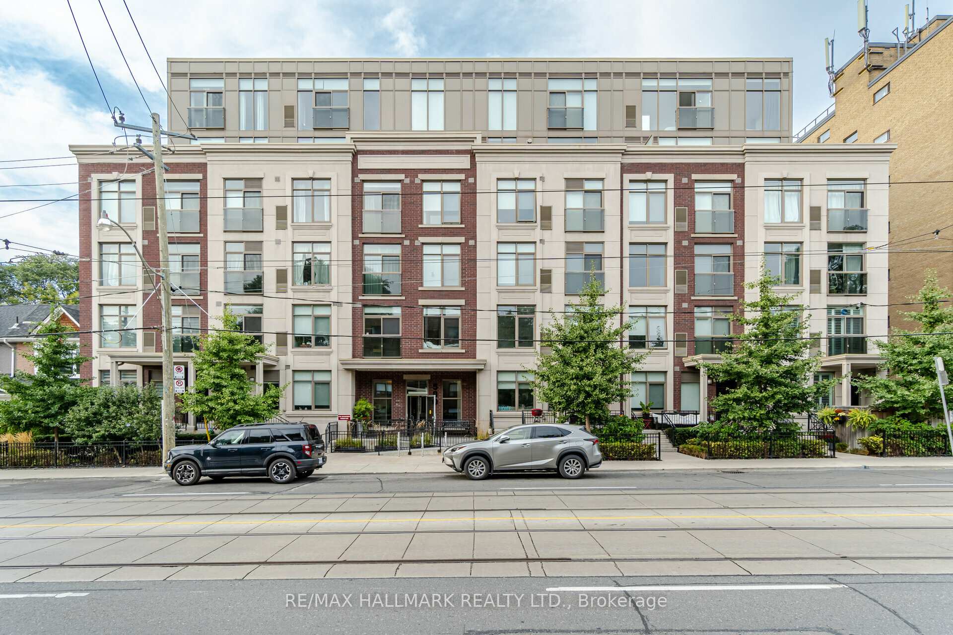 Photo 2 of Unit 104, 580 Kingston Road, Toronto, The Beaches — HOMEH