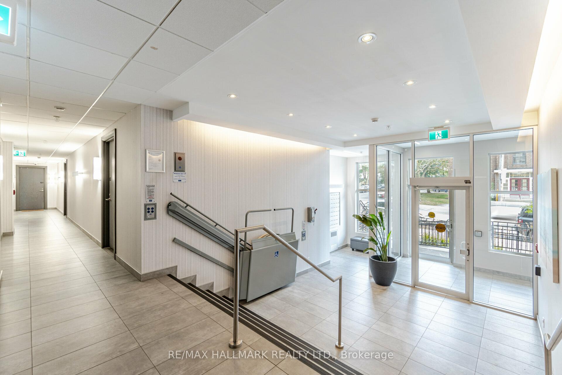 Photo 4 of Unit 104, 580 Kingston Road, Toronto, The Beaches — HOMEH