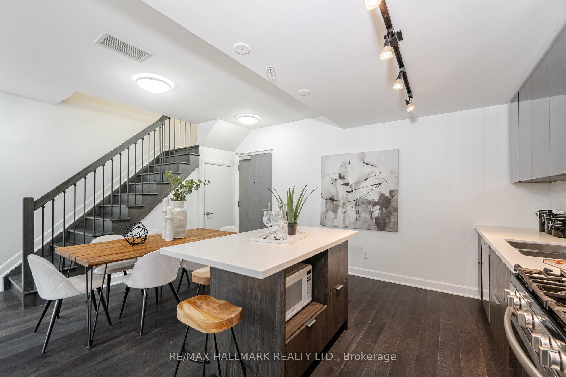 Photo 14 of Unit 104, 580 Kingston Road, Toronto, The Beaches — HOMEH