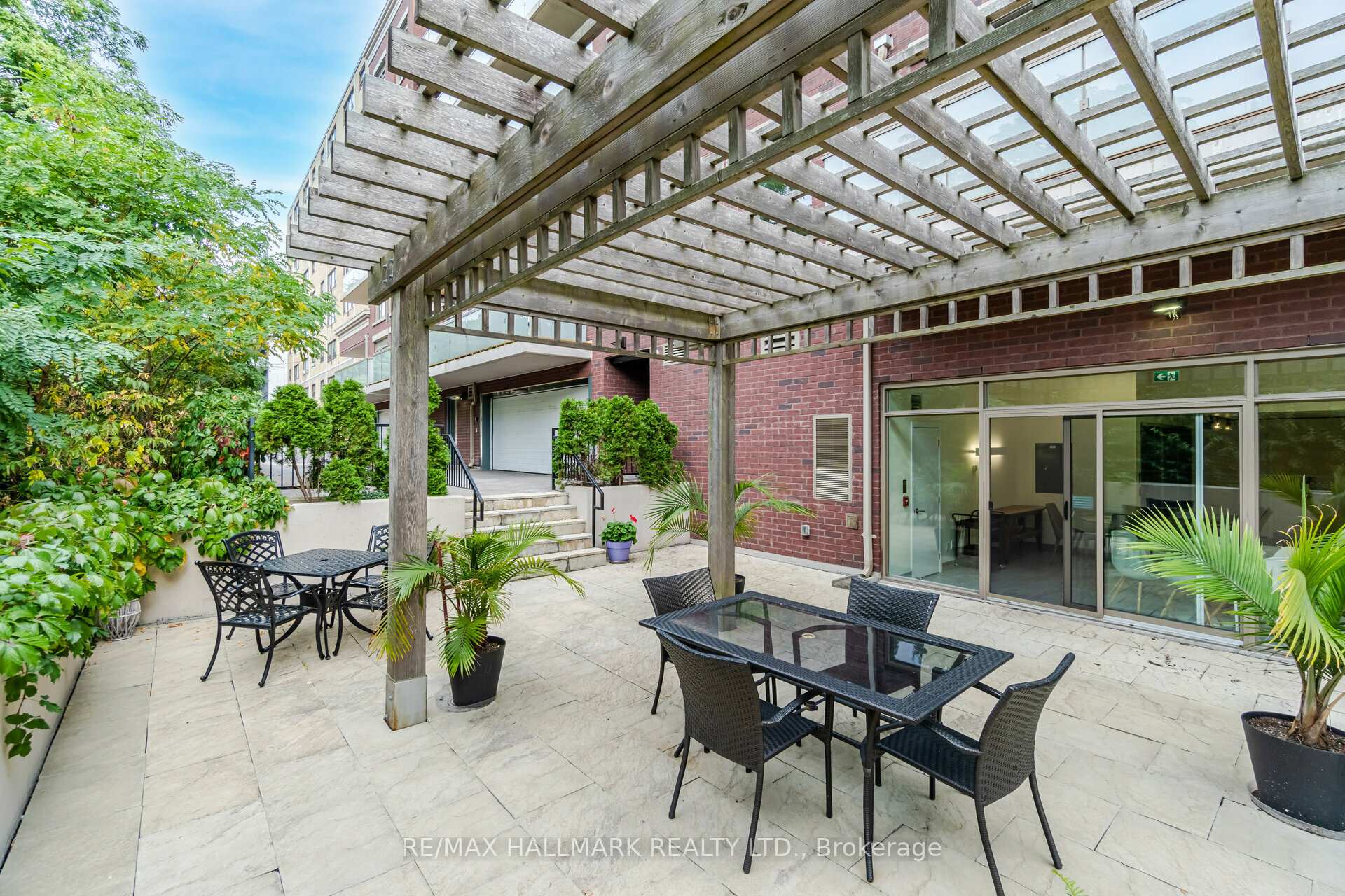 Photo 37 of Unit 104, 580 Kingston Road, Toronto, The Beaches — HOMEH