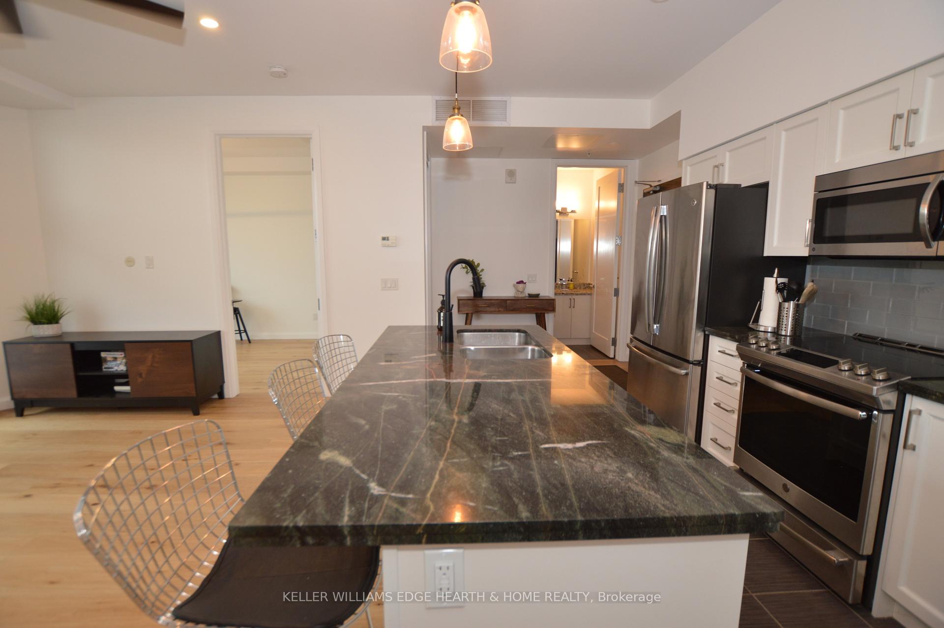 Photo 6 of Unit 1108, 112 King Street E, Hamilton, Beasley — HOMEH
