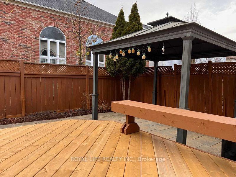 Photo 25 of 61 Steckley Street, Aurora, Bayview Wellington — HOMEH