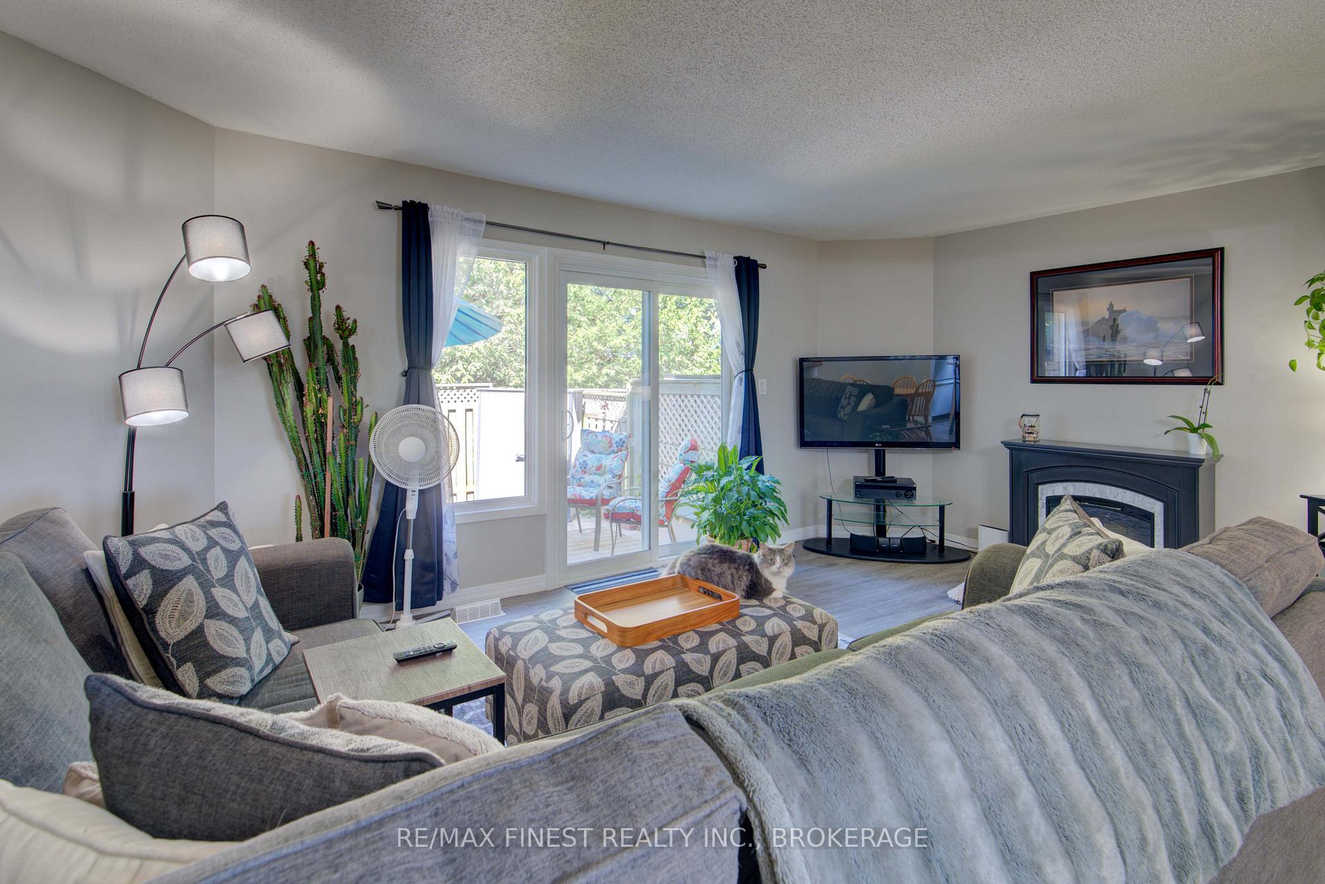 Photo 26 of 22 Coventry Crescent, Kingston, West of Sir John A. Blvd — HOMEH