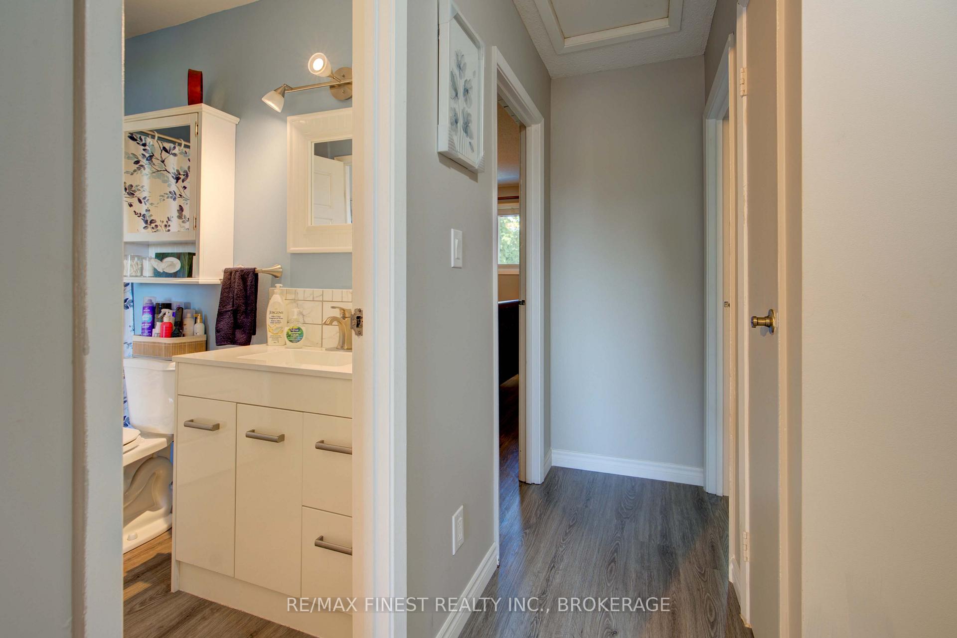 Photo 33 of 22 Coventry Crescent, Kingston, West of Sir John A. Blvd — HOMEH