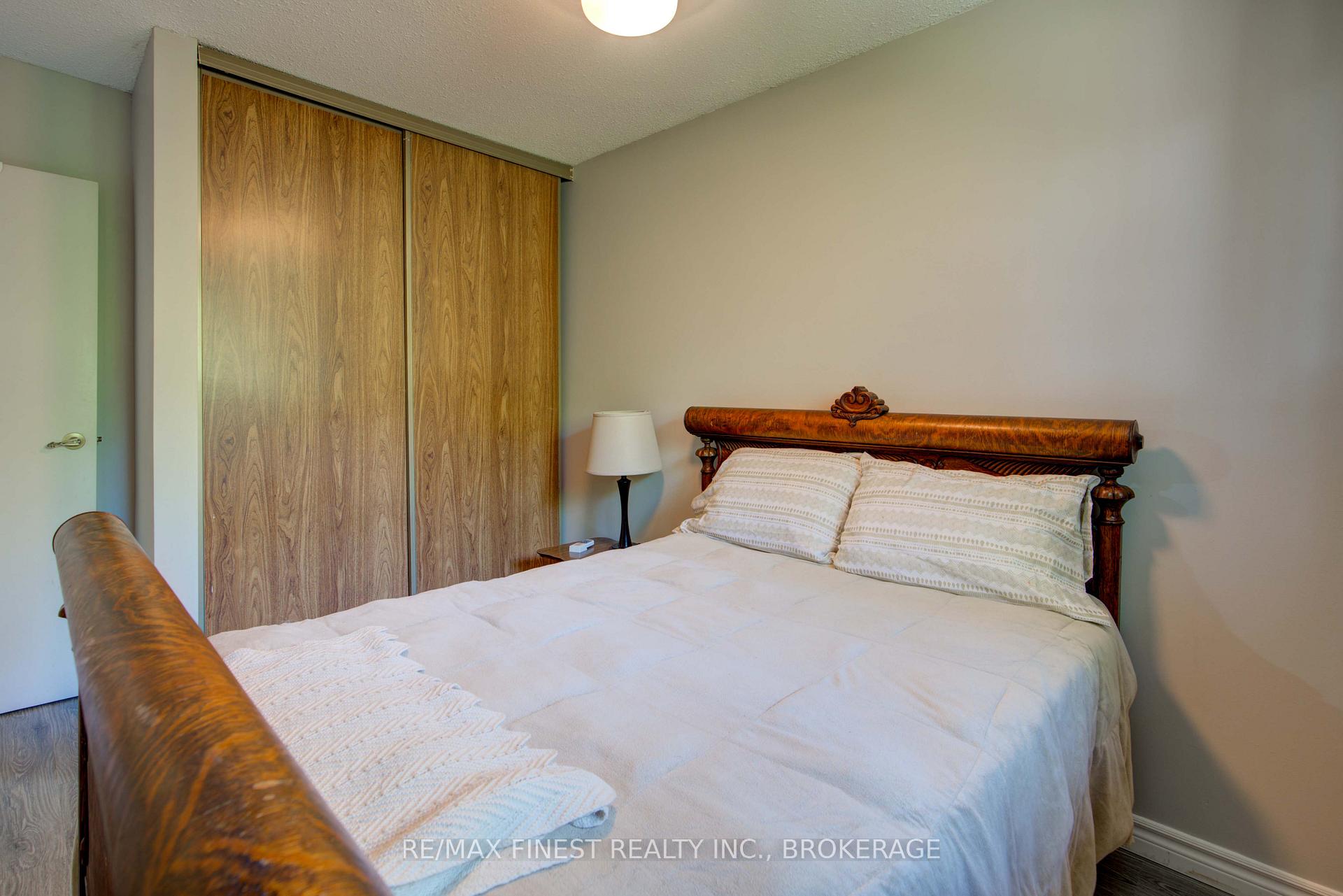 Photo 36 of 22 Coventry Crescent, Kingston, West of Sir John A. Blvd — HOMEH