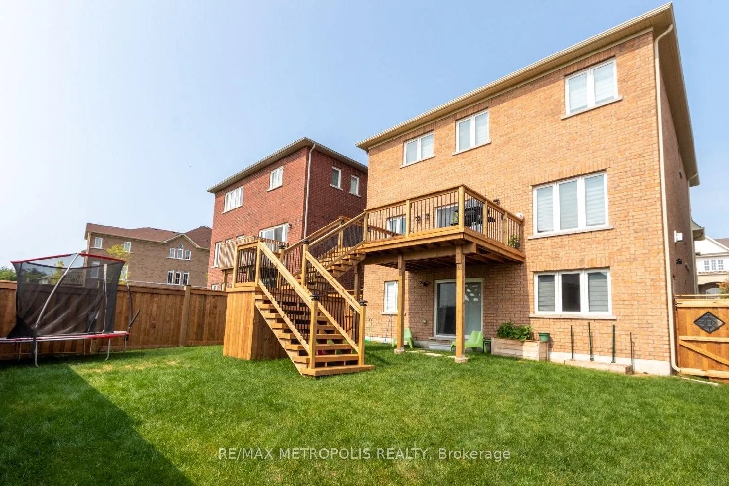 Photo 11 of 93 Elephant Hill Drive, Clarington, Bowmanville — HOMEH