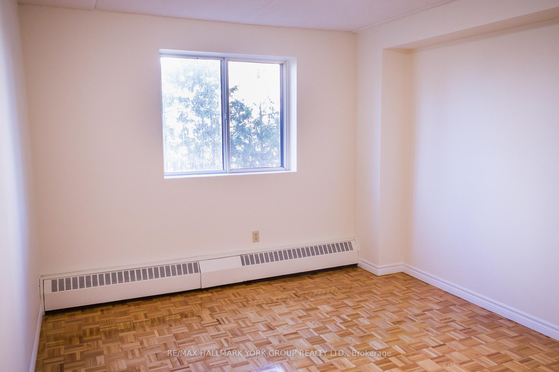 Photo 3 of Unit 213, 262 Rose Street, Barrie, Wellington — HOMEH
