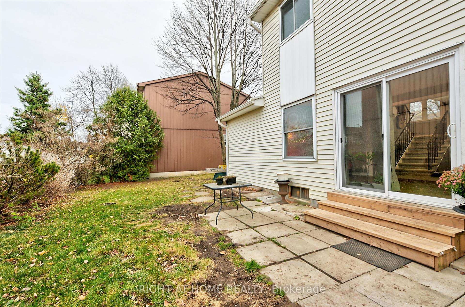 Photo 21 of Unit 45, 7 Medley Lane, Ajax, South West — HOMEH