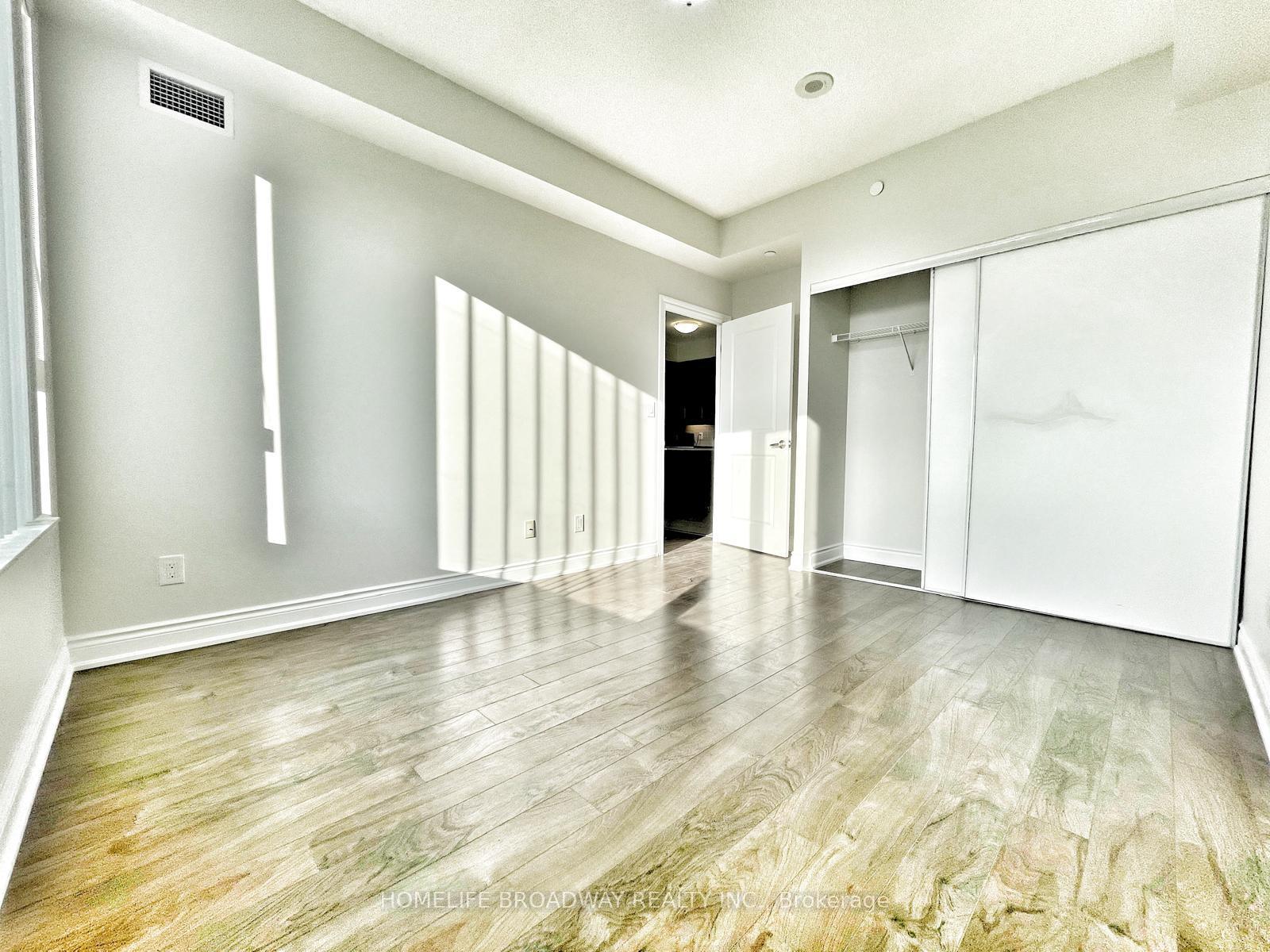Photo 5 of Unit 905, 325 South Park Road, Markham, Commerce Valley — HOMEH