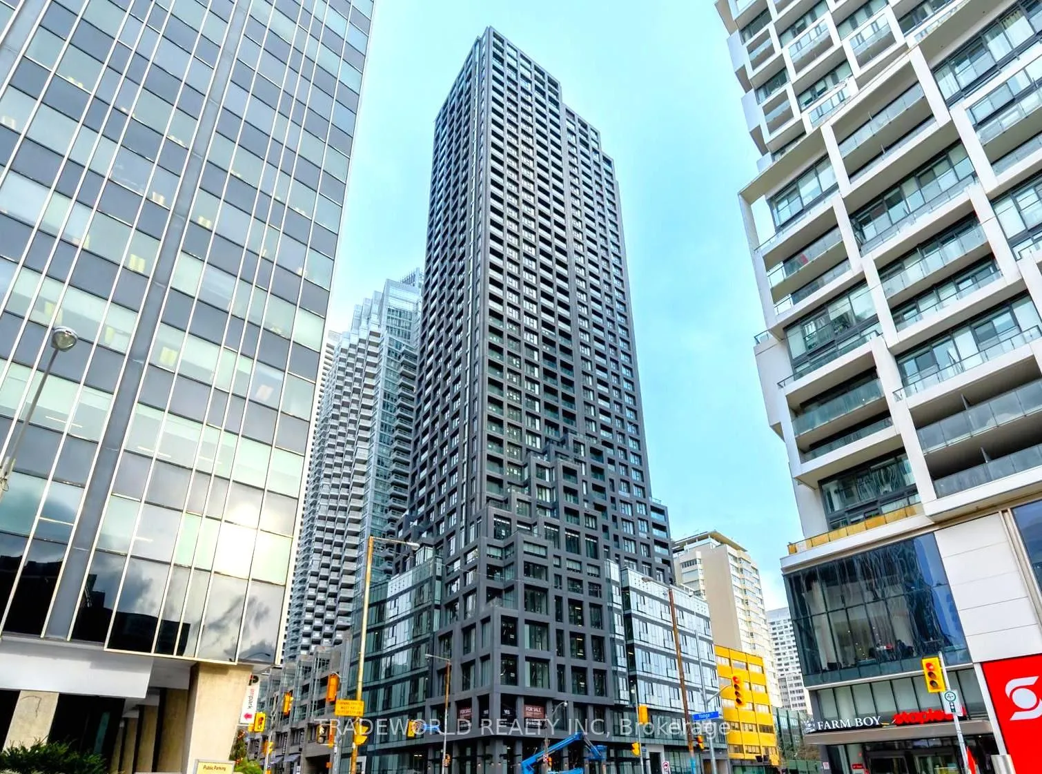 Front of Unit 3009, 20 Soudan Avenue