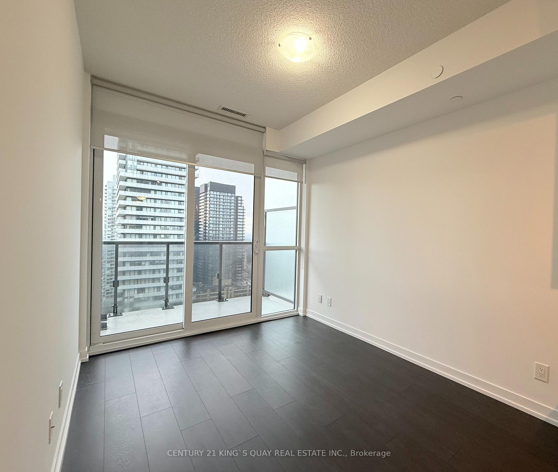 Photo 7 of Unit 2705, 125 Redpath Avenue, Toronto, Mount Pleasant West — HOMEH