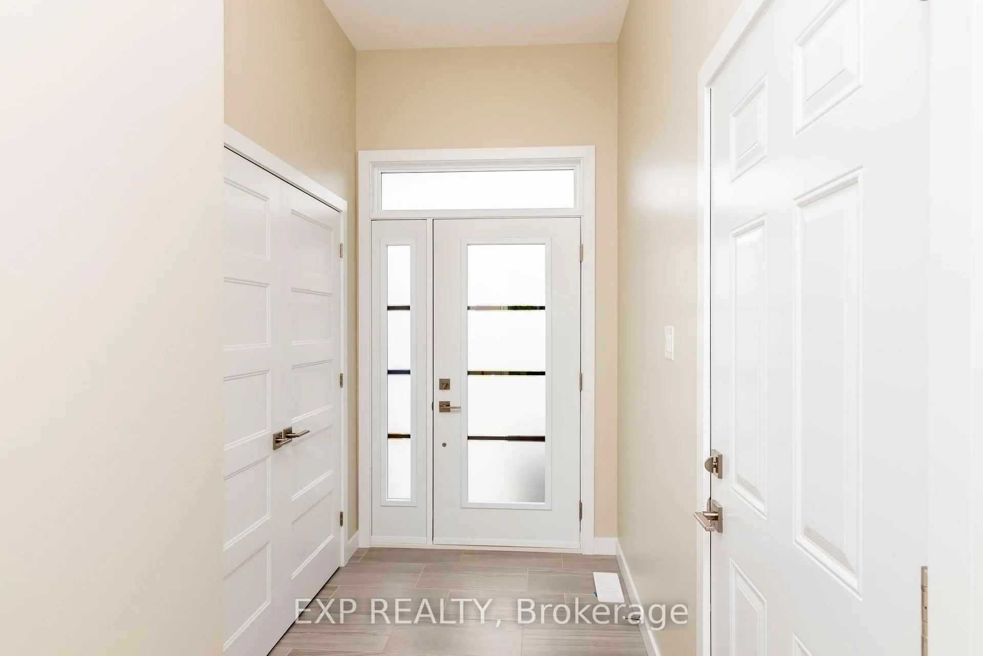 Photo 2 of 140 Elizabeth Crescent, North Dundas, Chesterville — HOMEH