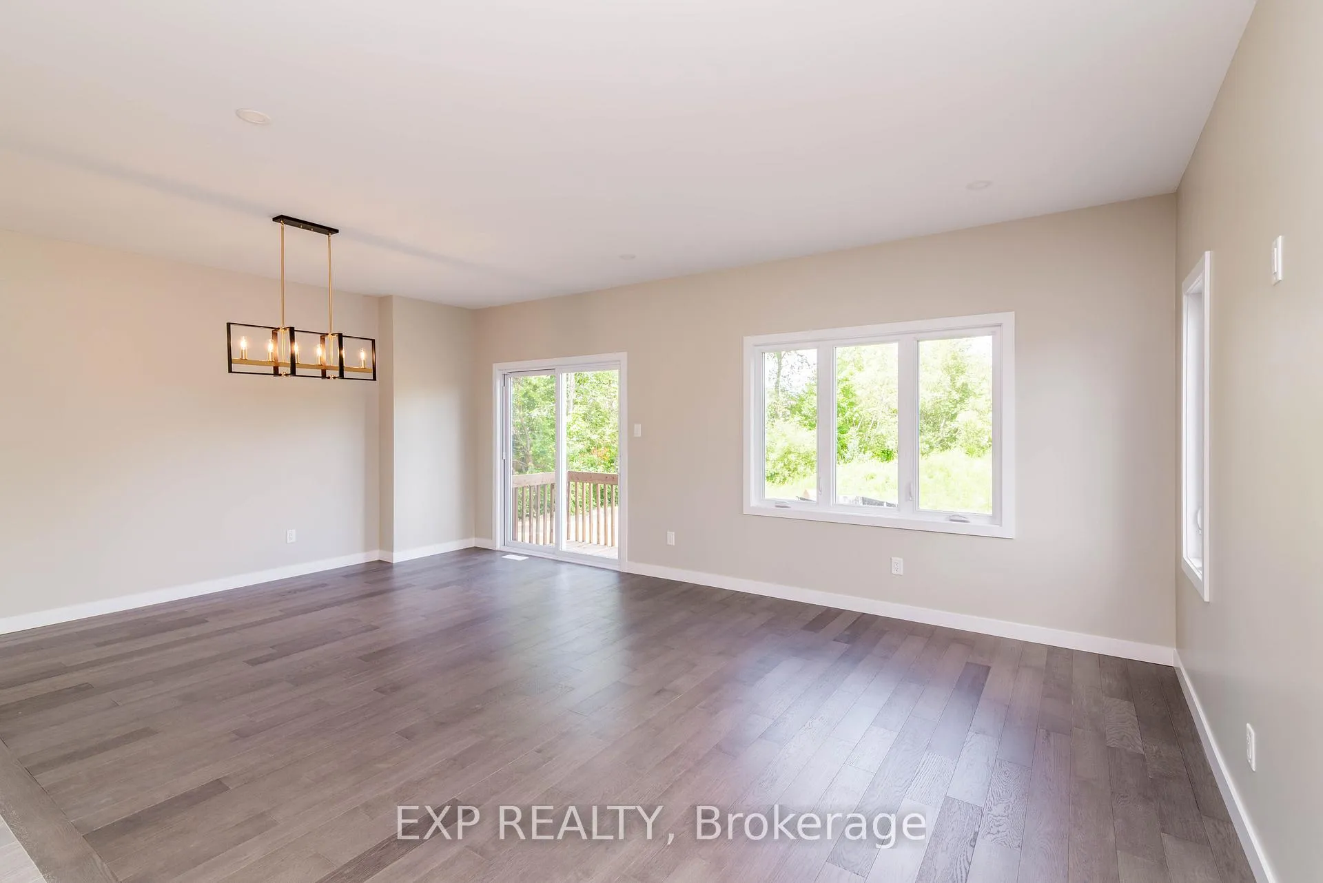 Photo 6 of 140 Elizabeth Crescent, North Dundas, Chesterville — HOMEH